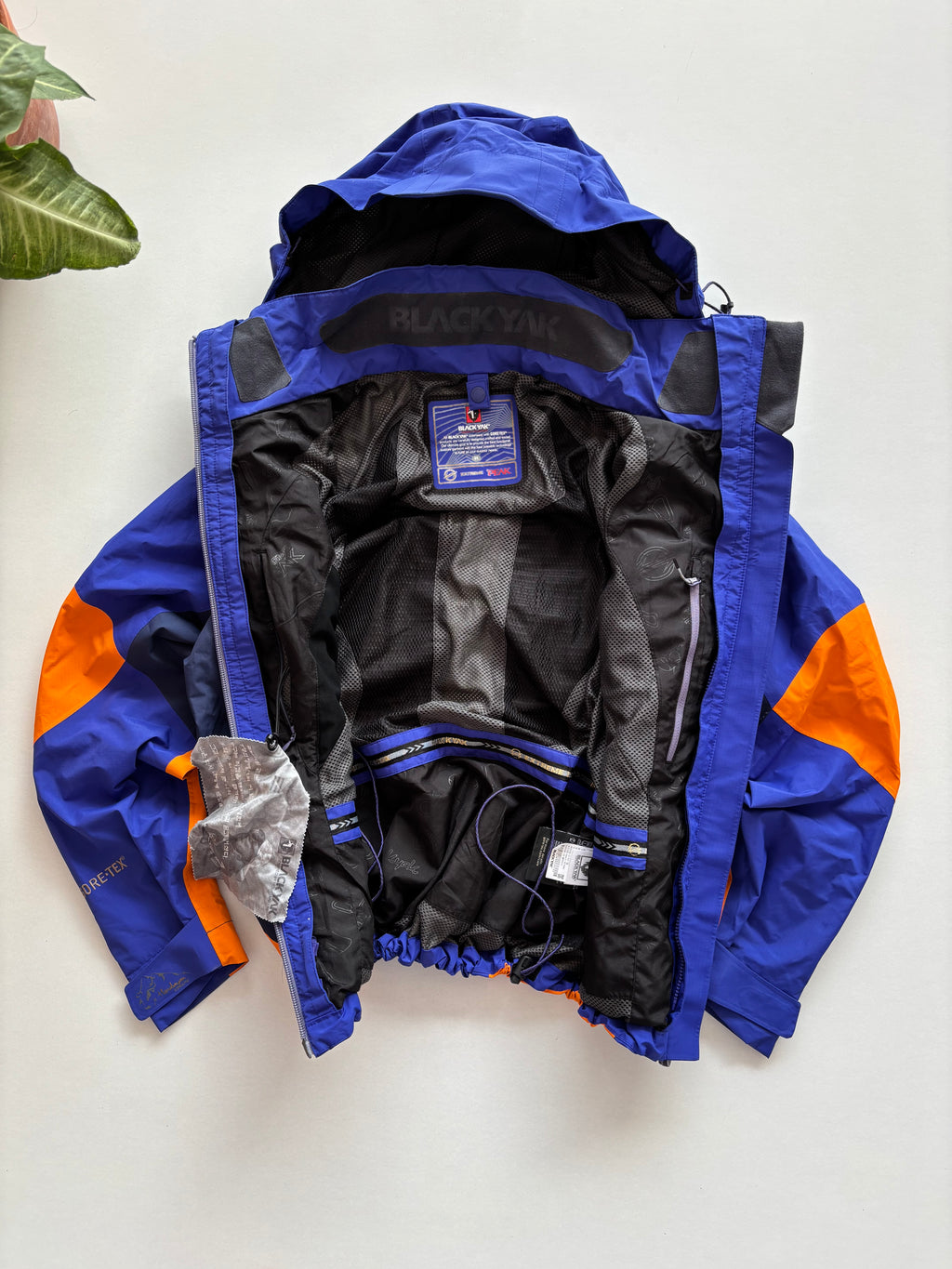 BlackYak goretex extreme peak shell (S)
