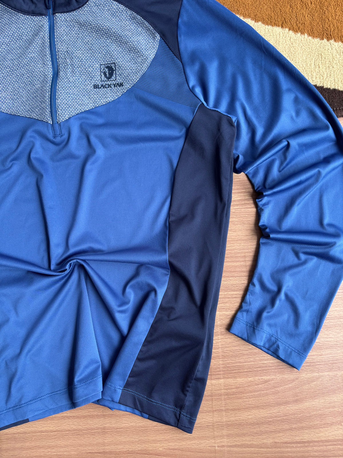 Blackyak full sleeve tee (S)
