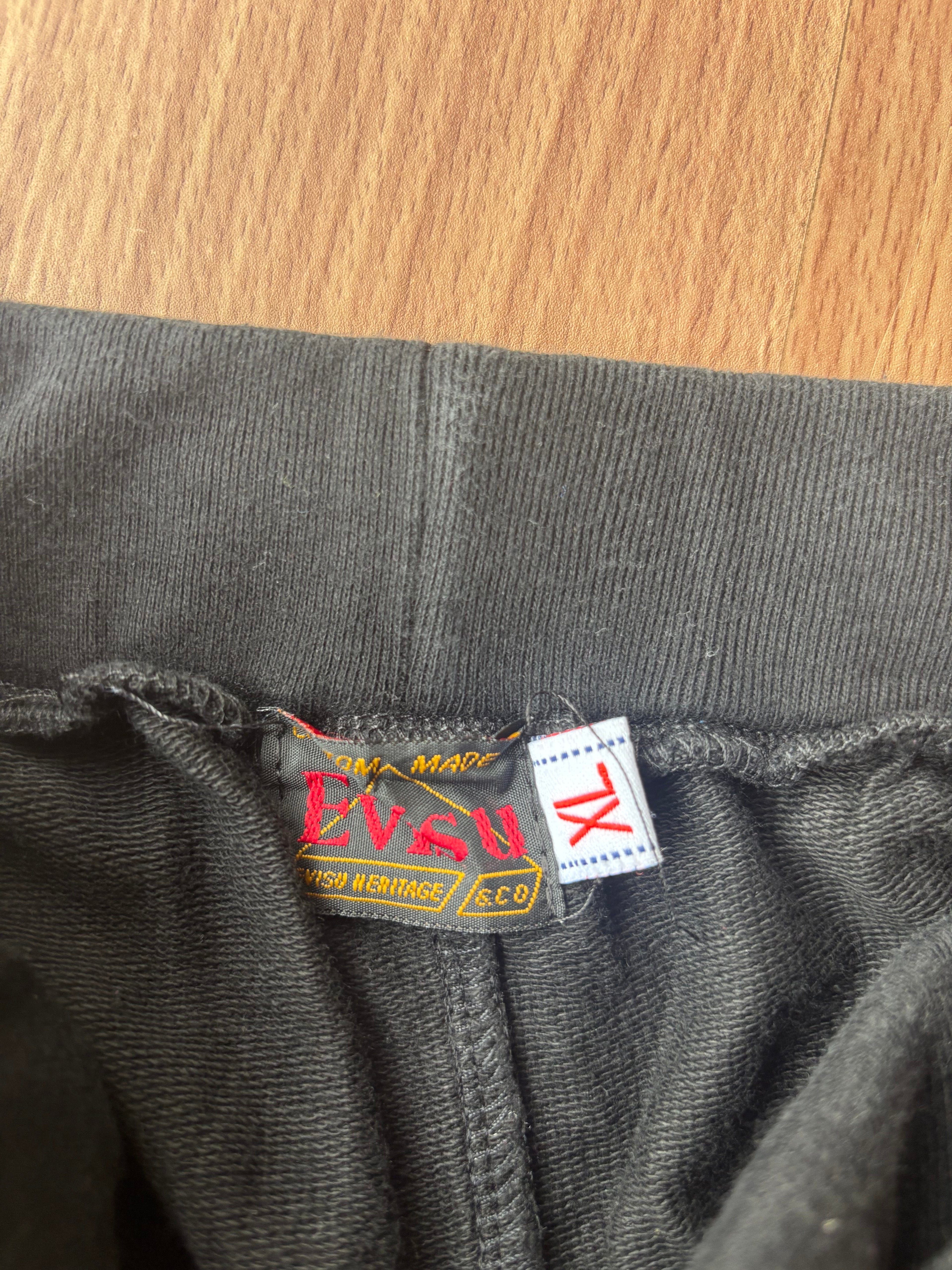 Evisu shorts(M)