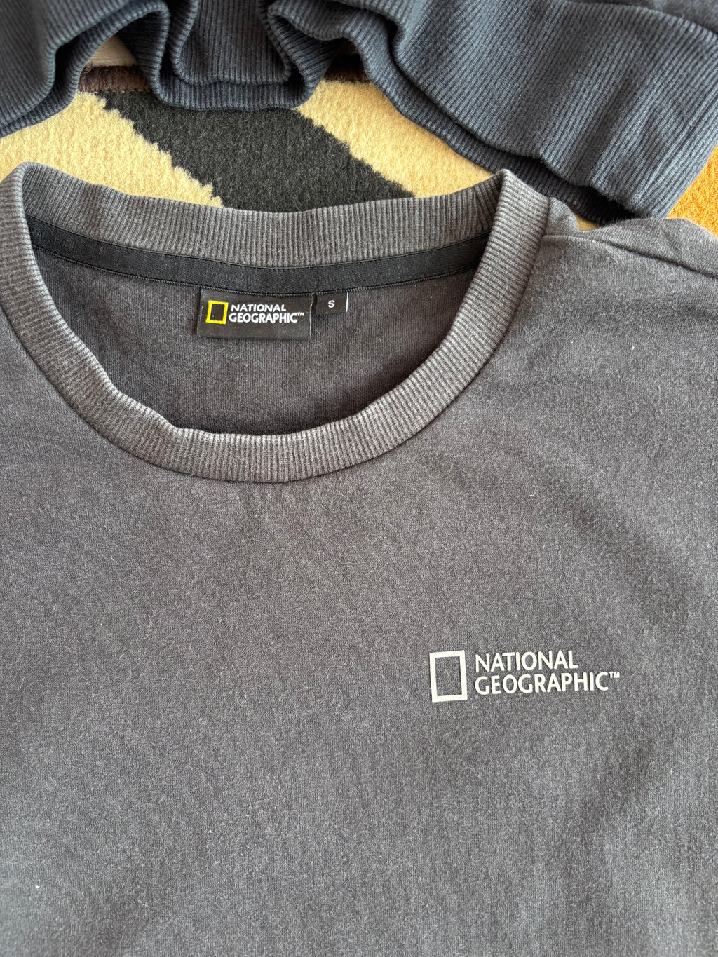 Nat Geo solar system sweatshirt (M)