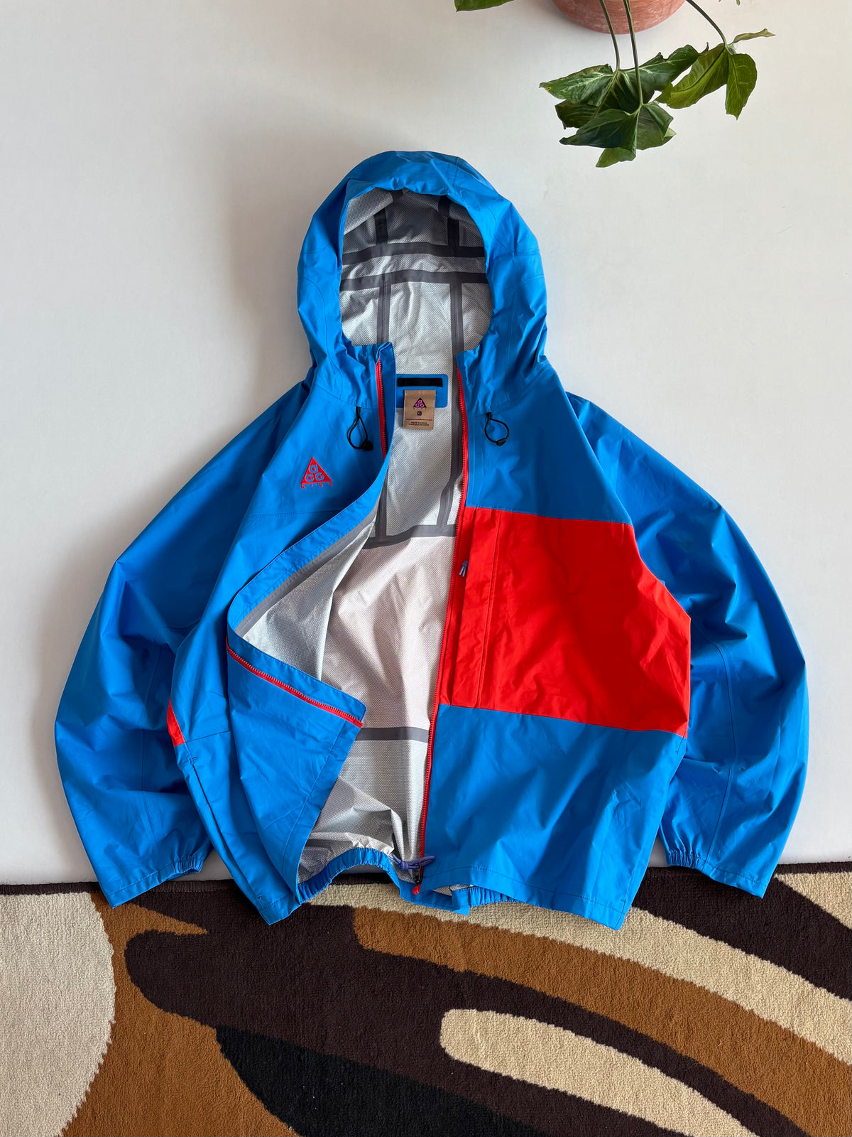 Nike ACG packable Colourblock shell (L)