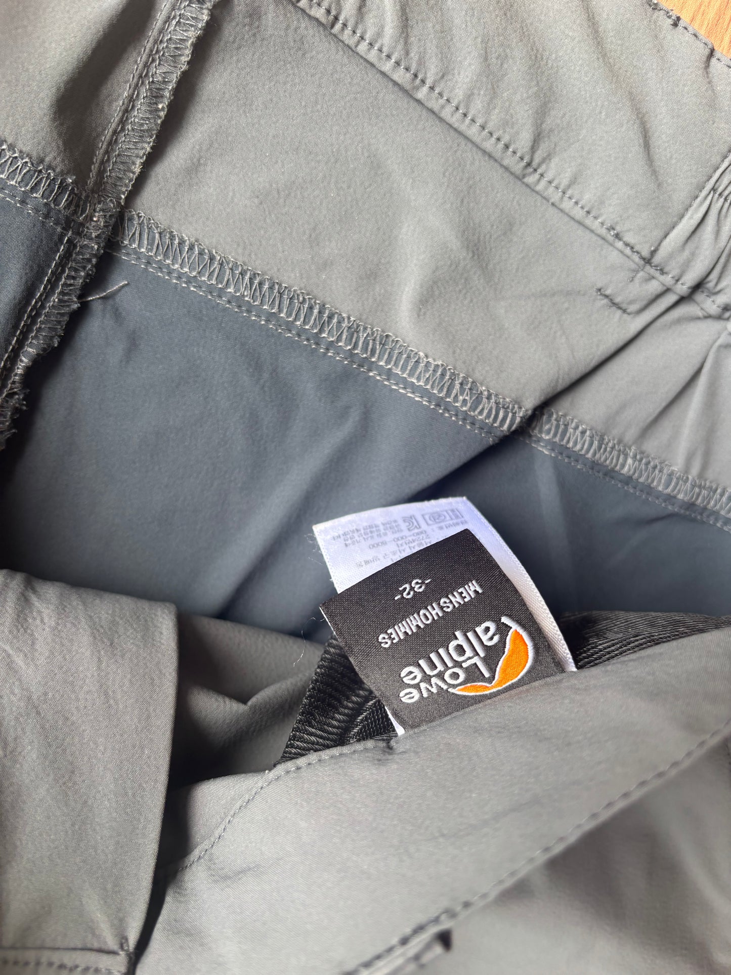 Lowe alpine outdoor cargo