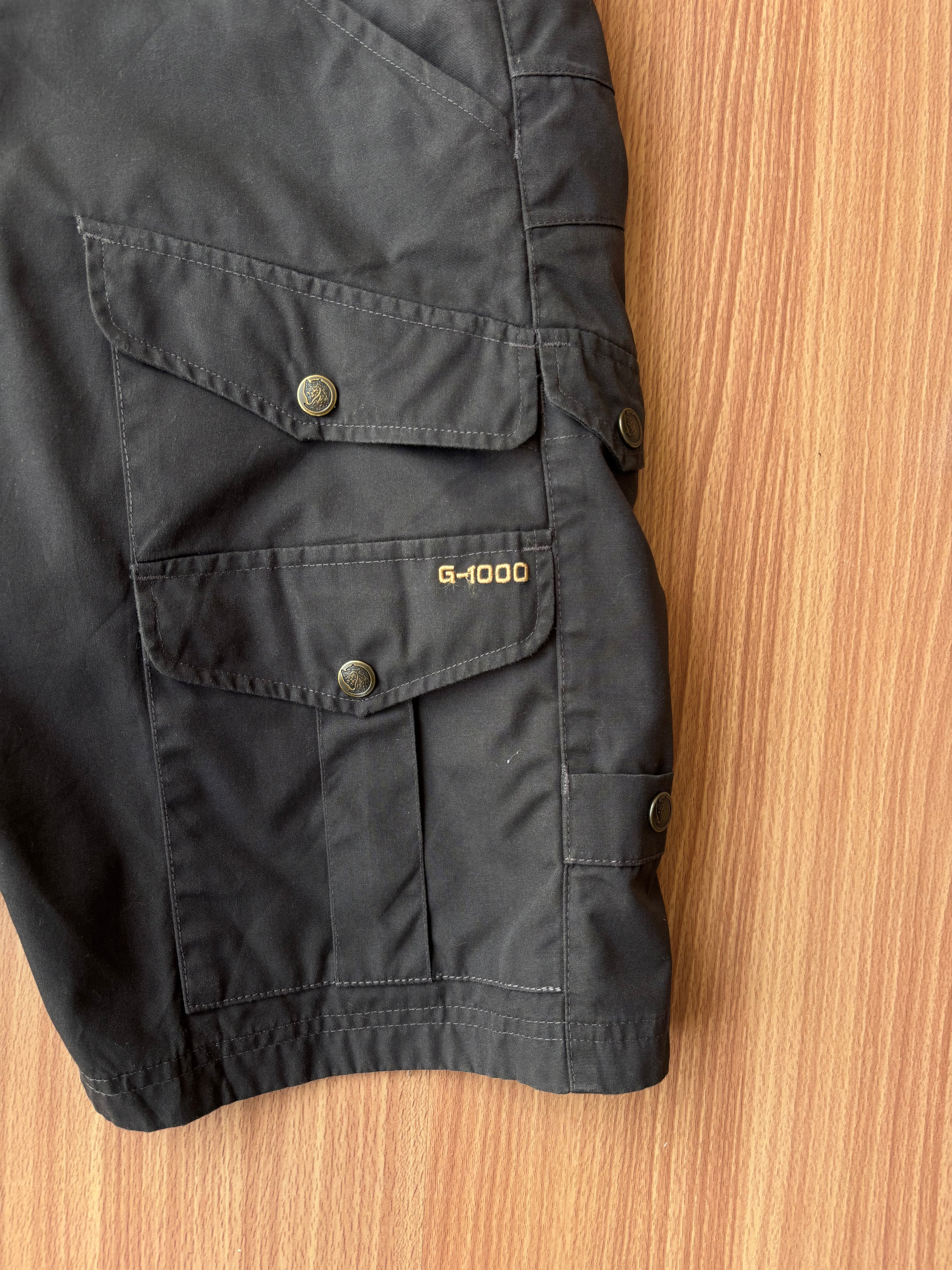 Fjall raven G1000 cargo shorts