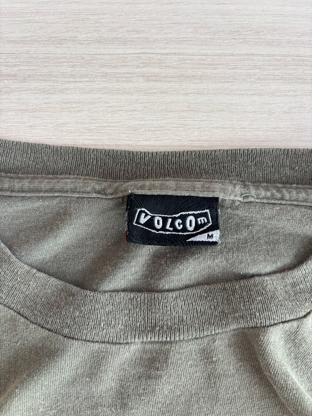 Volcom optical illusion tee (M)