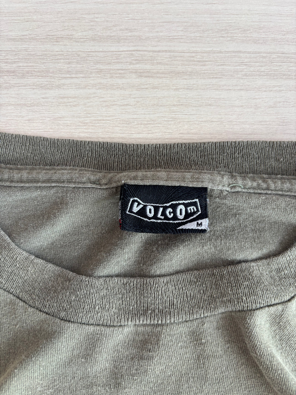 Volcom optical illusion tee (M)
