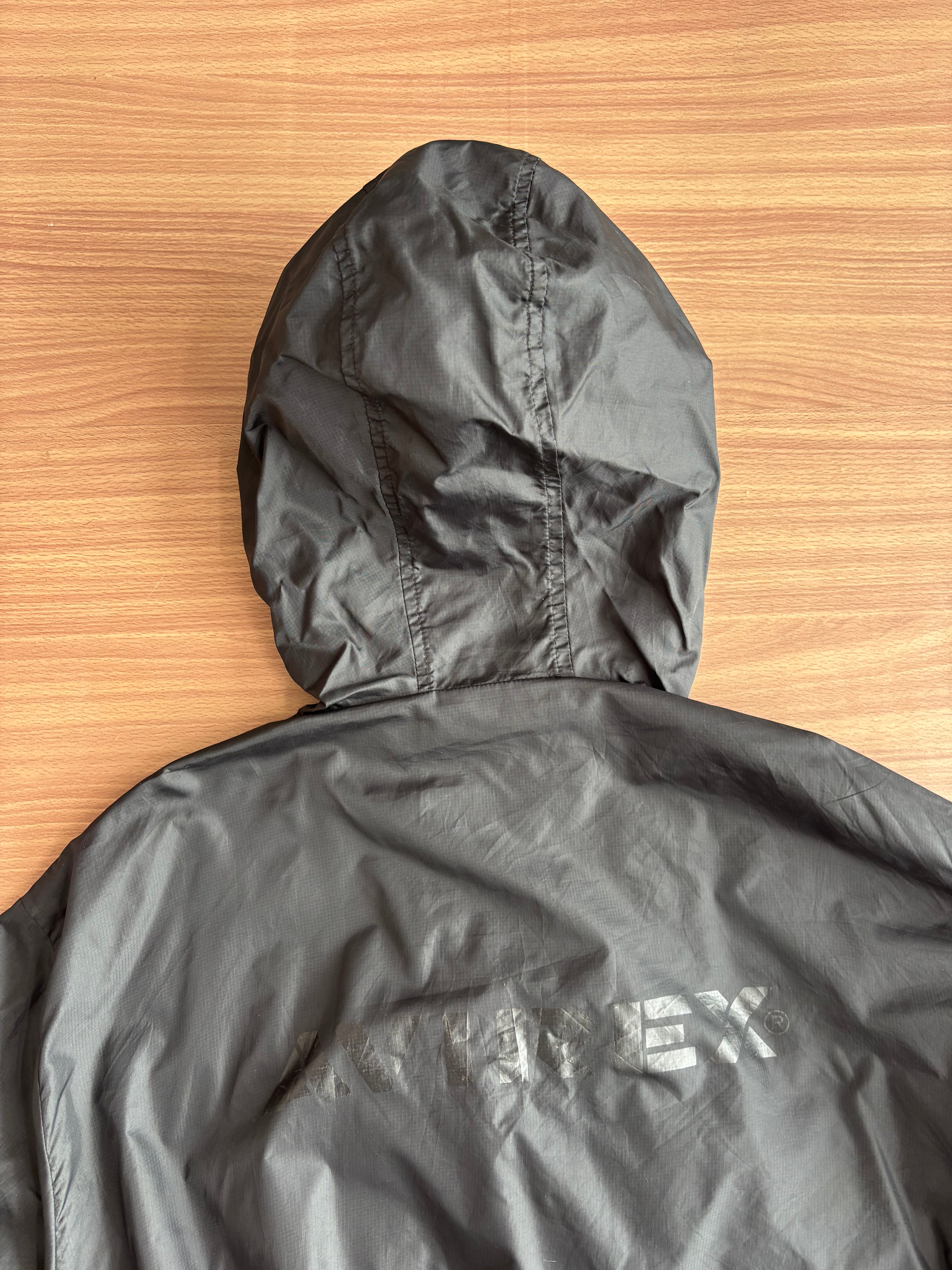 Avirex packable shell (XXL)