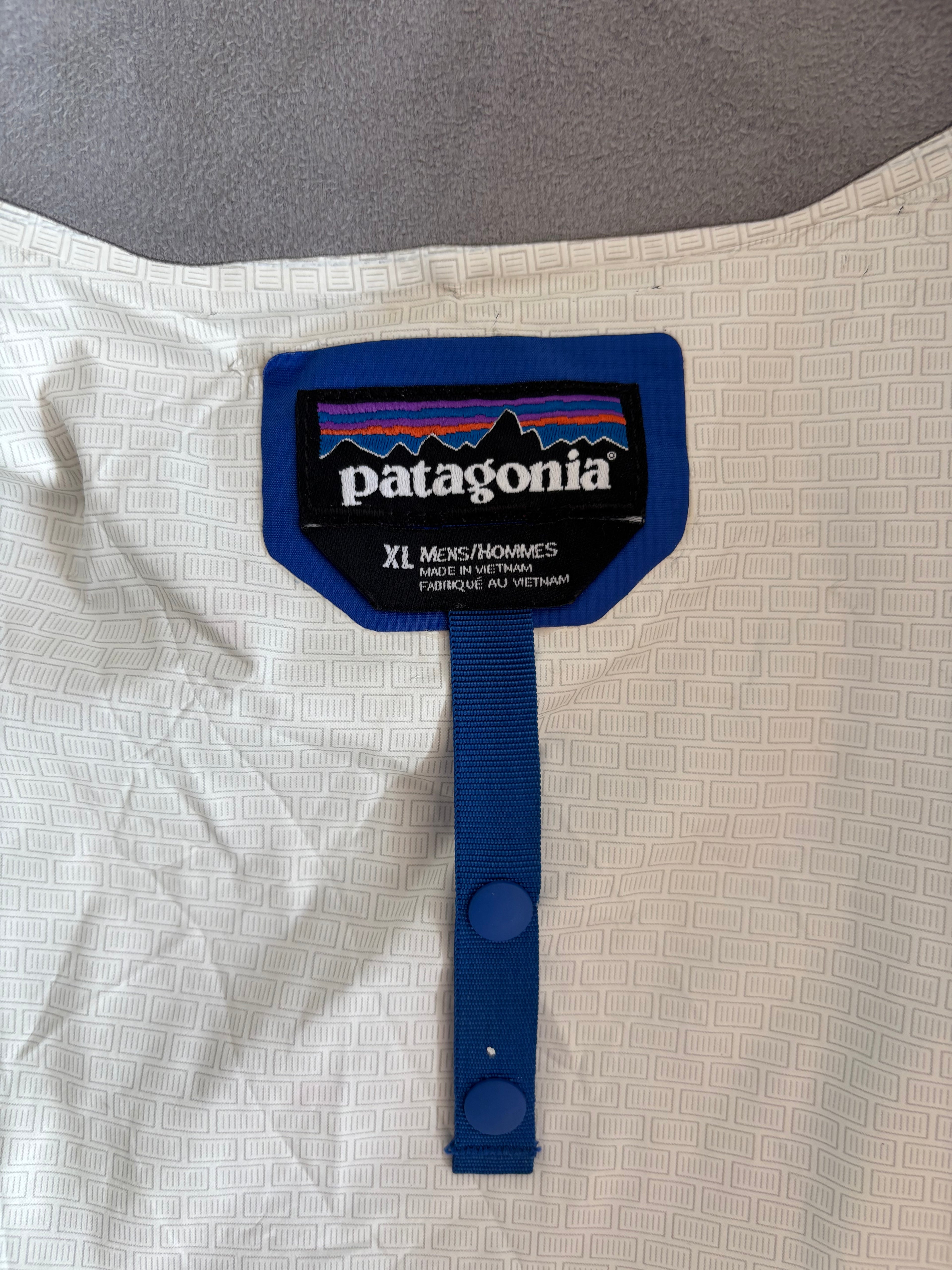 Patagonia packable hardshell