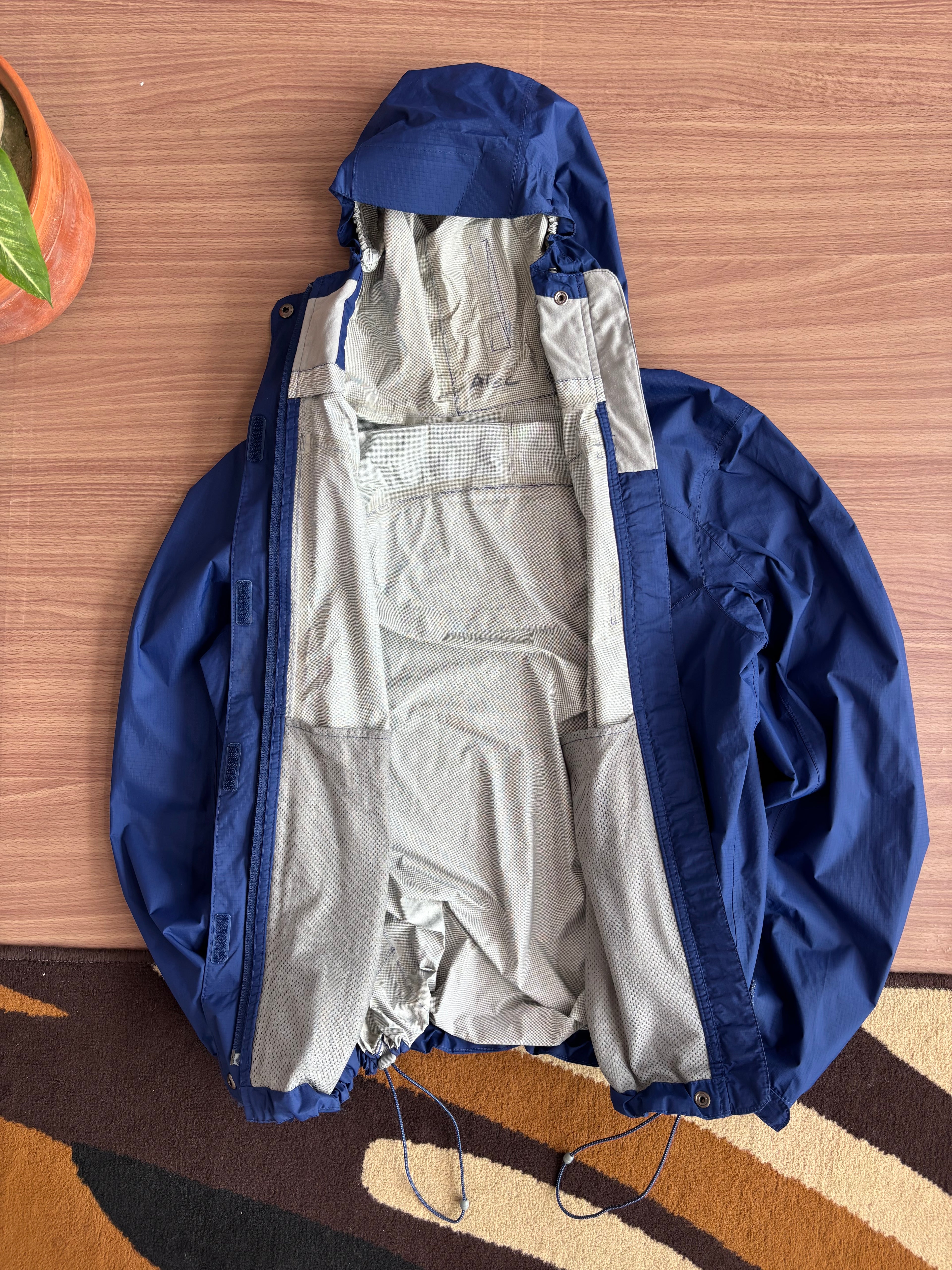 LL Bean packable 2.5L shell (S-M)