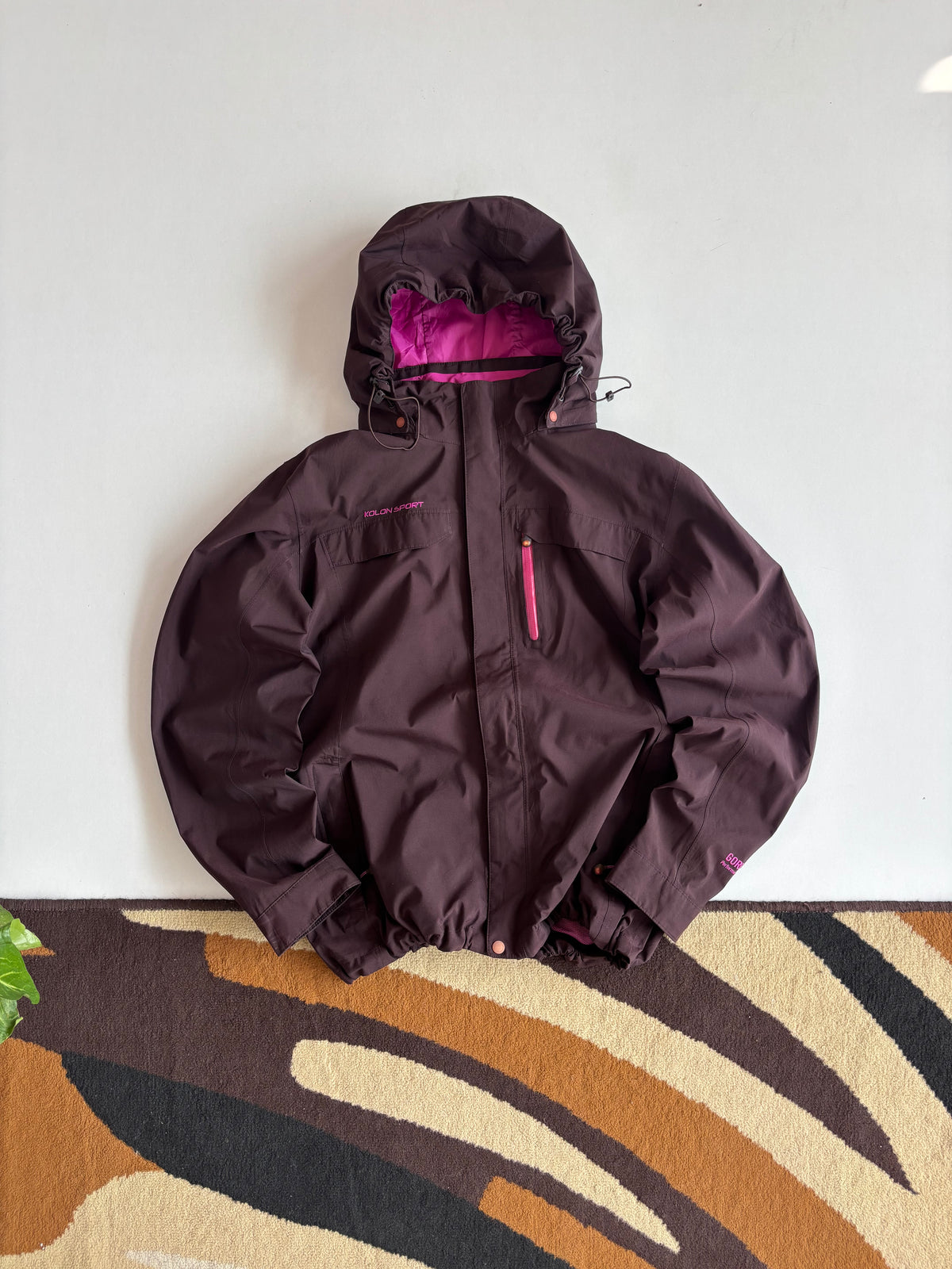 Kolon sports Womens Goretex shell (M-L)