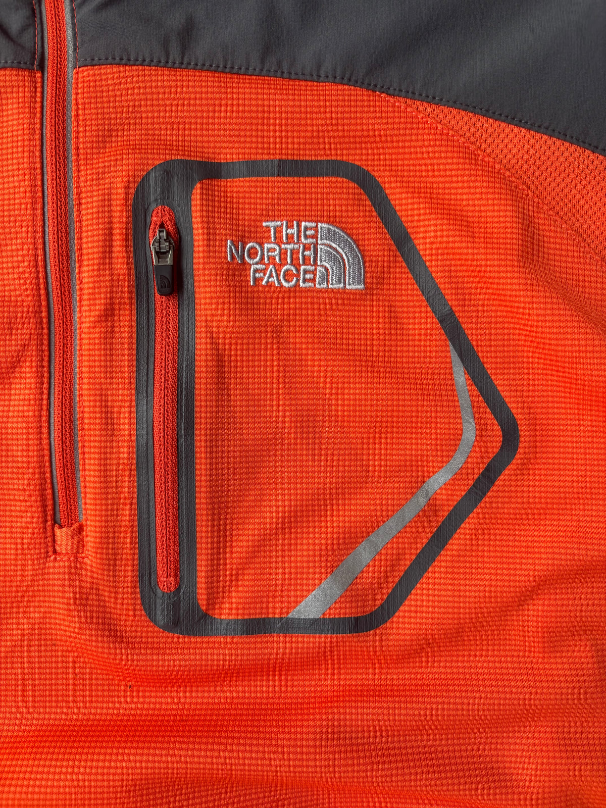 The North Face Summit series tee (S)