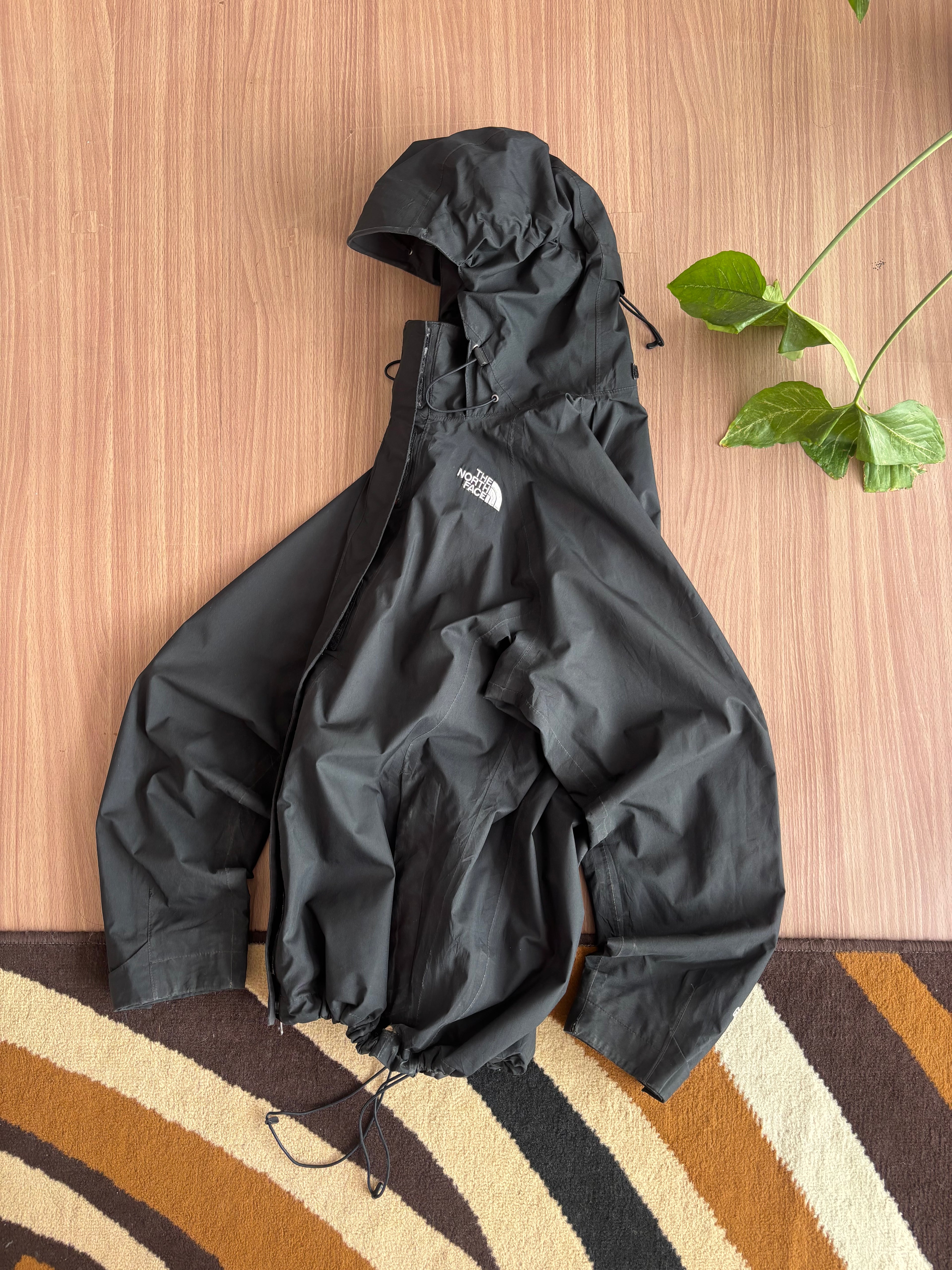 TNF GoreTex Shell (W-L)