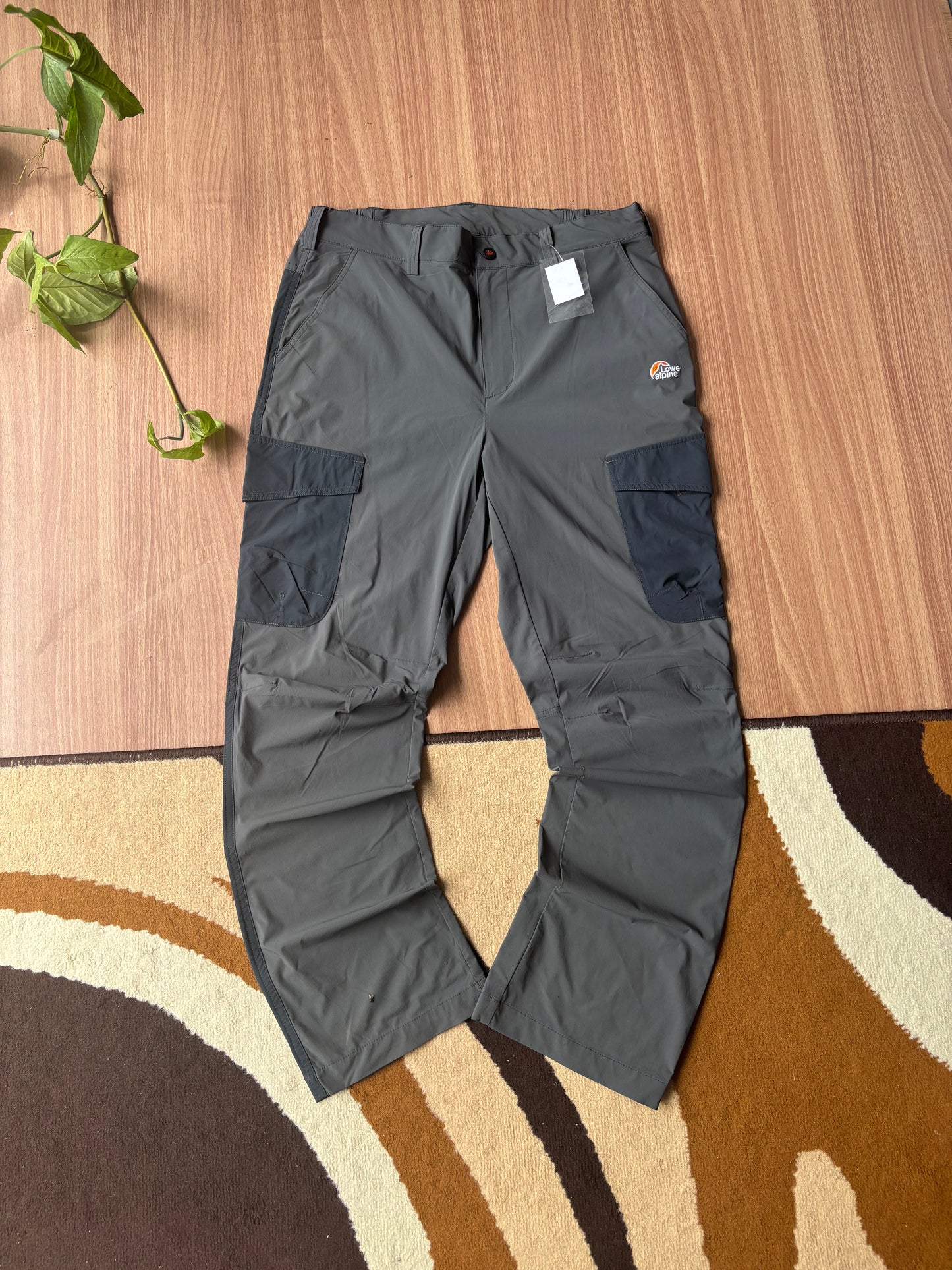 Lowe alpine outdoor cargo