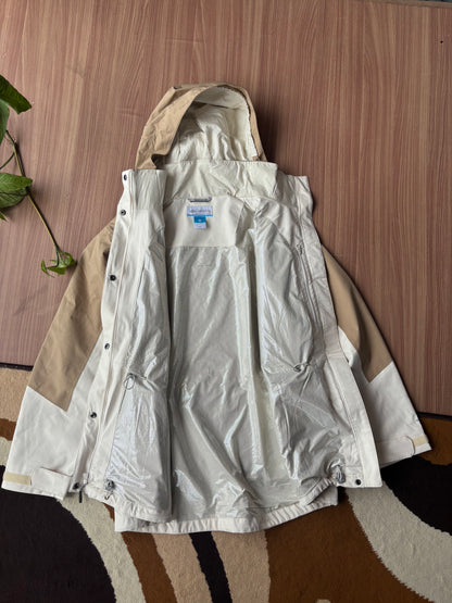 BRAND NEW Columbia parka