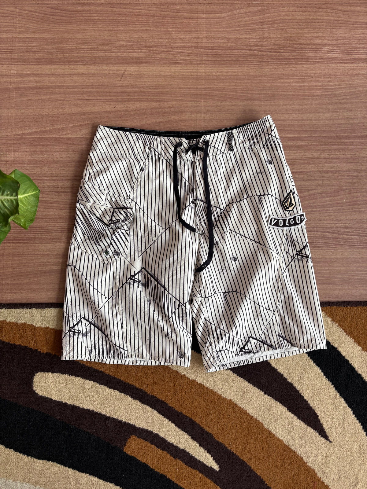 Volcom boardies (33)