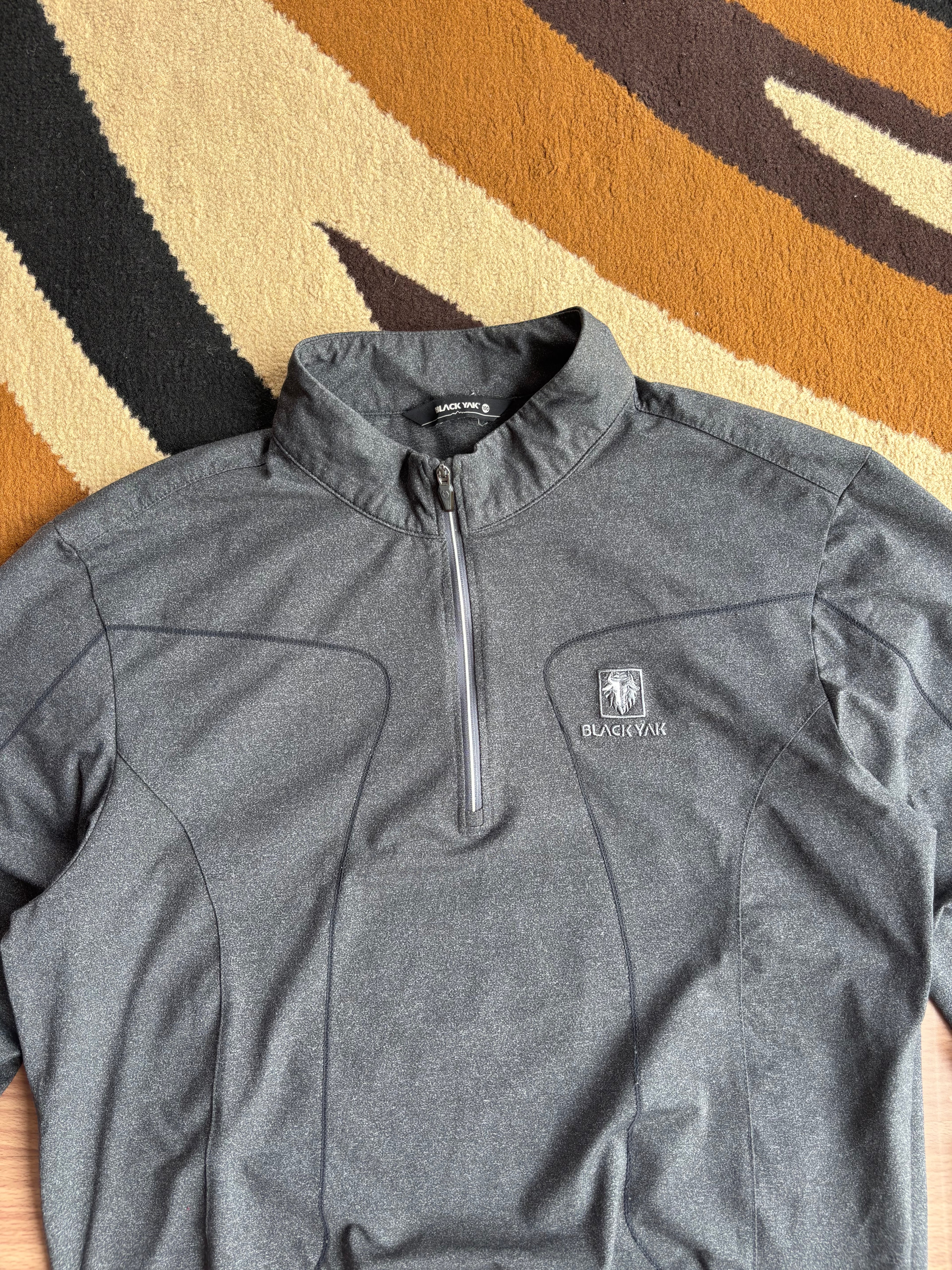 BlackYak extreme peak full sleeve tee (M)