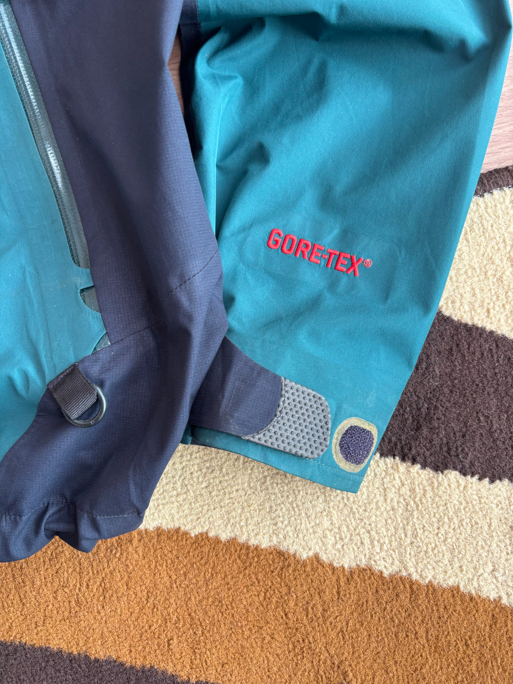 Montbell Zero point goretex shell (M-L)