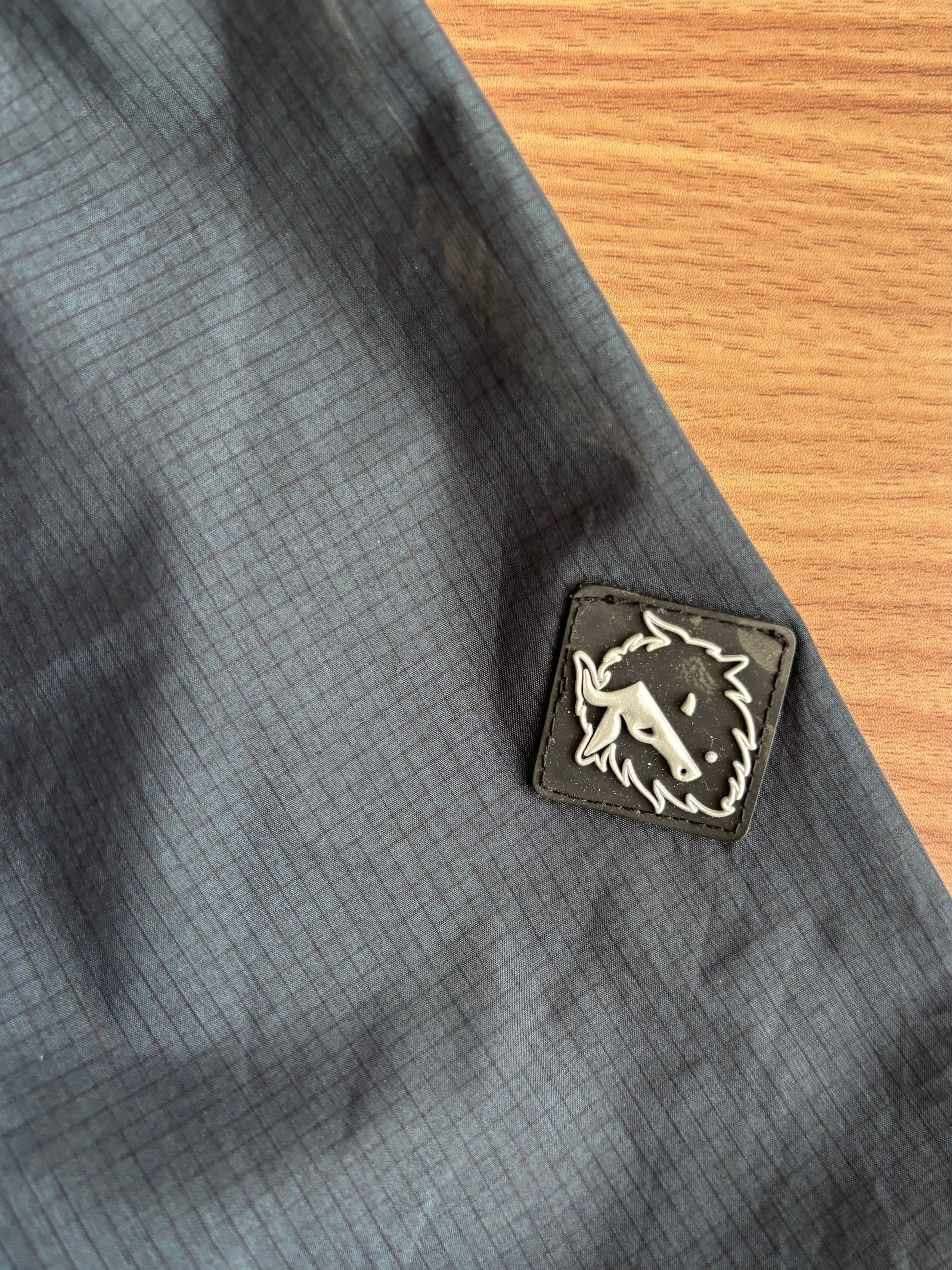 BlackYak windstopper shell (M)