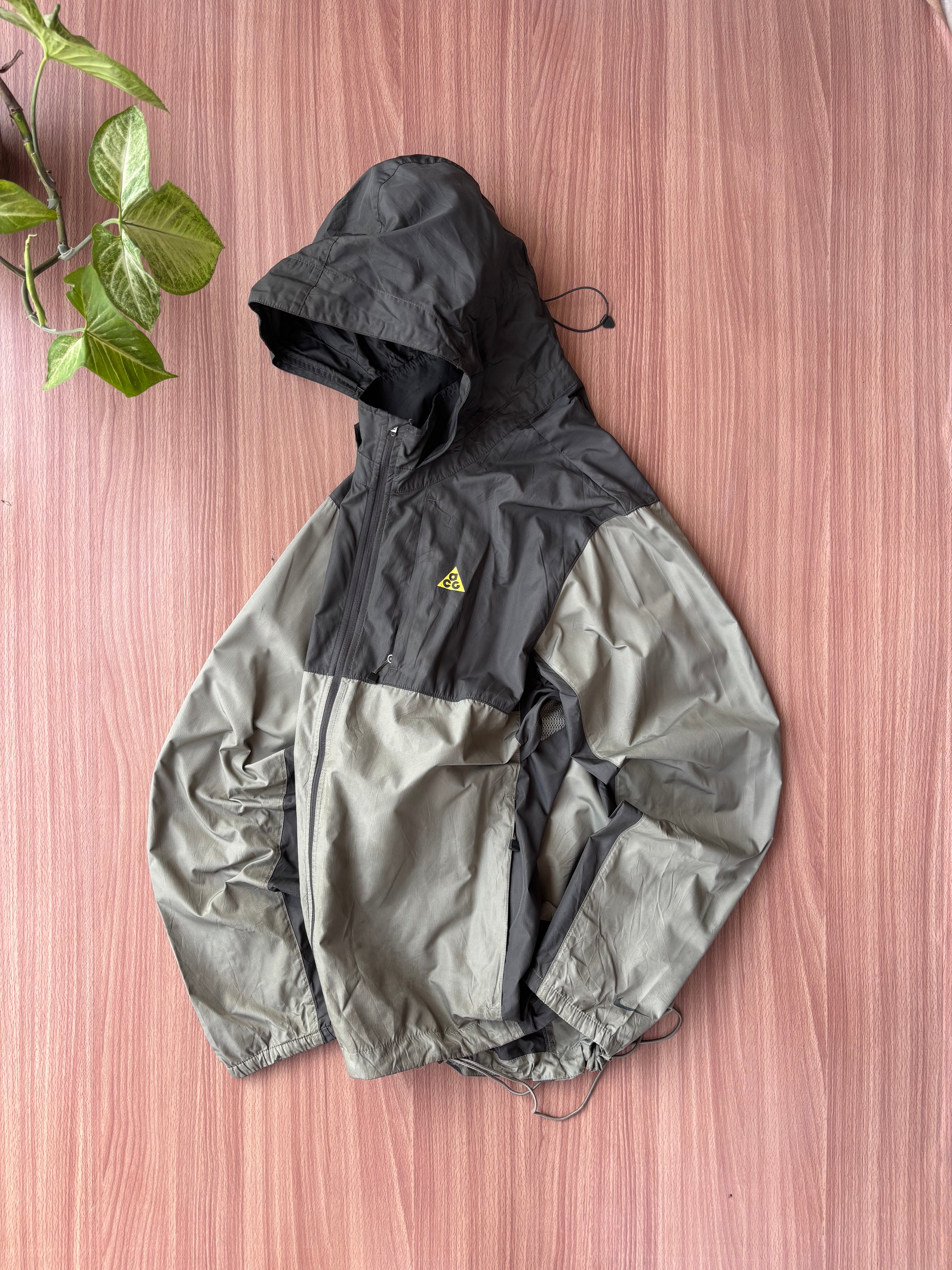 Nike ACG Shell