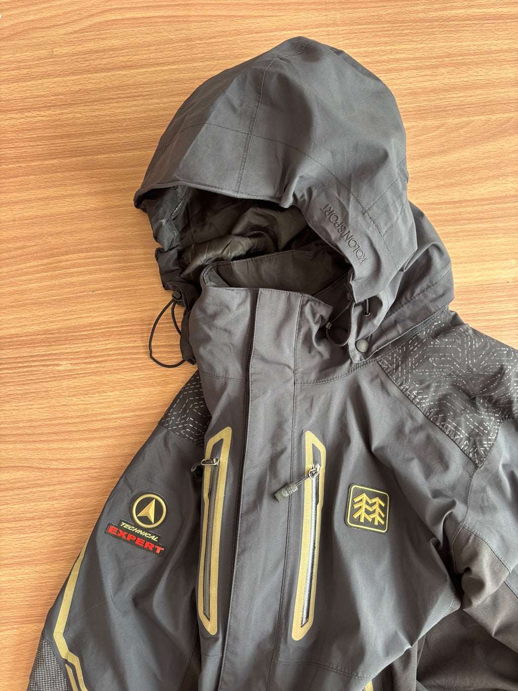 Kolon Sports Goretex pro shell (M)