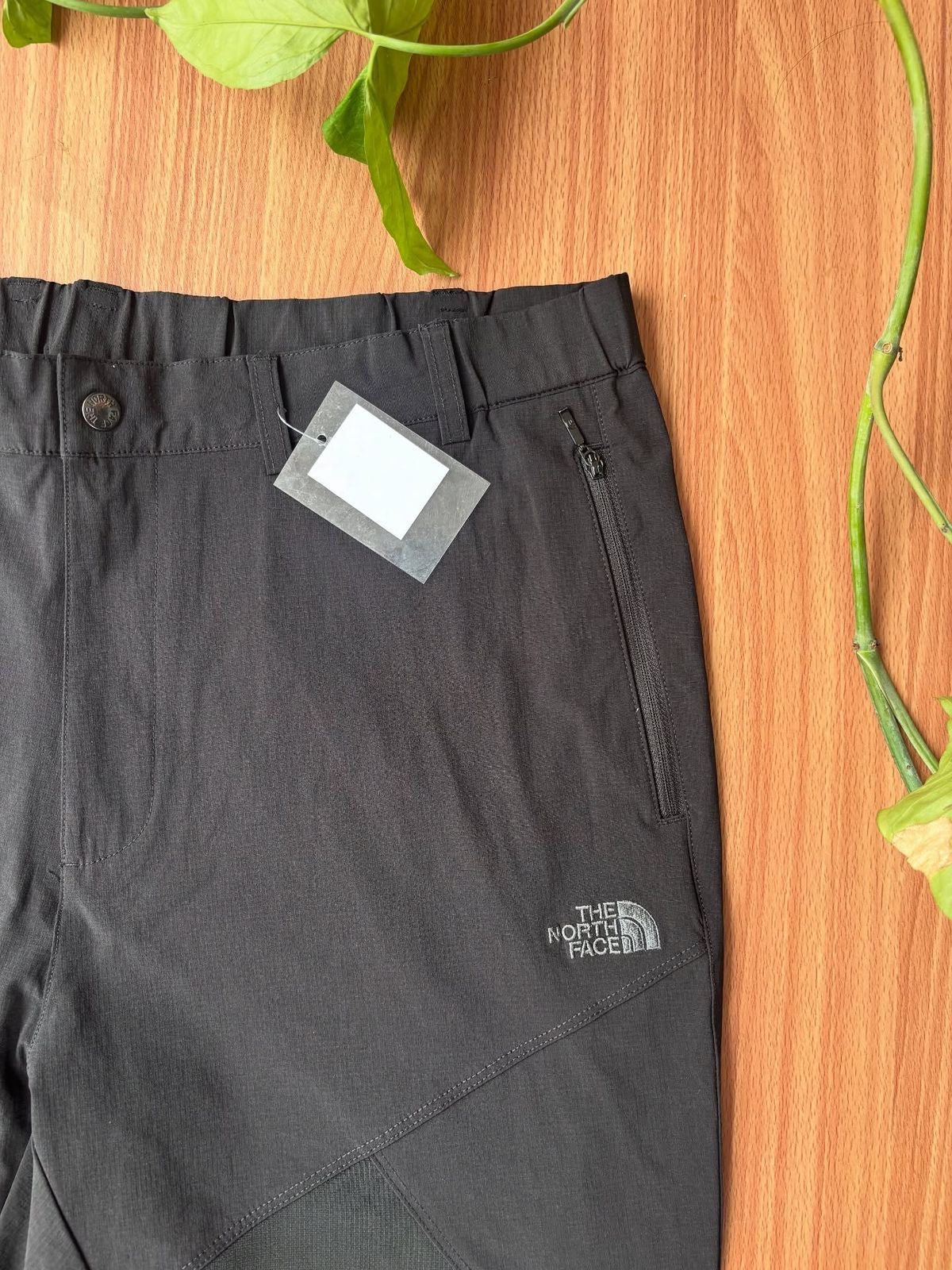 Tnf shell pants