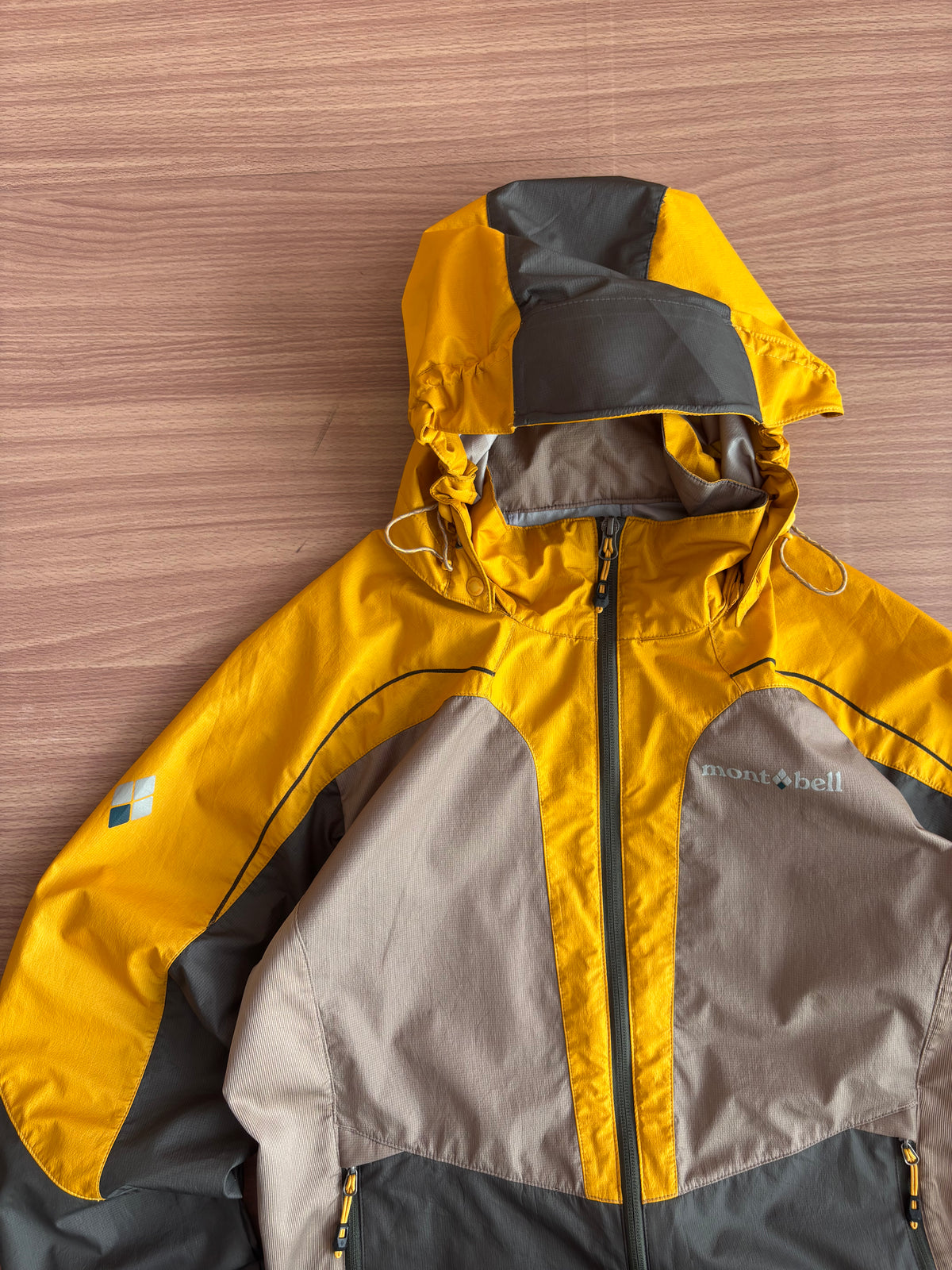 Montbell windstopper shell (M)