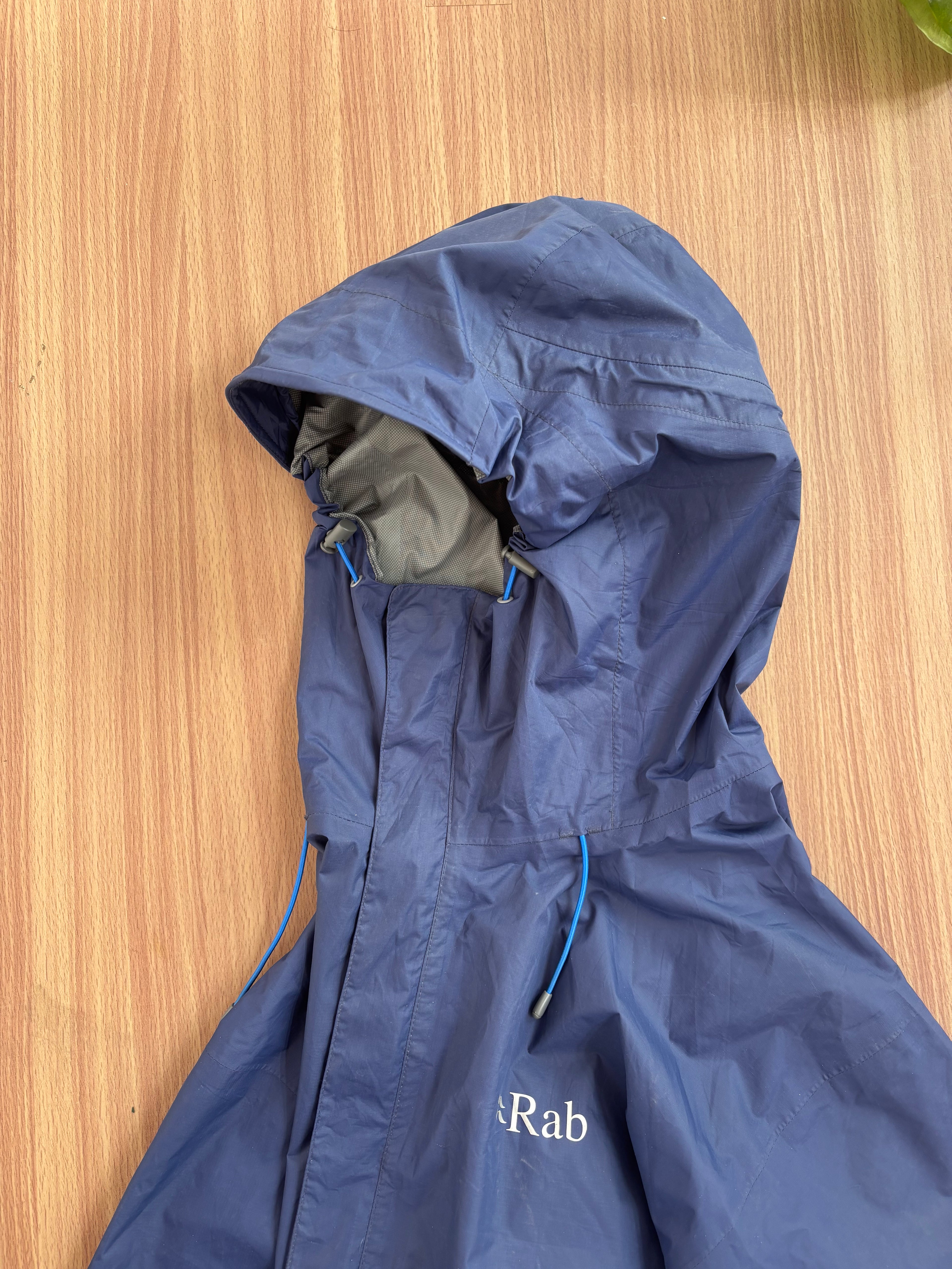 Rab paclite shell