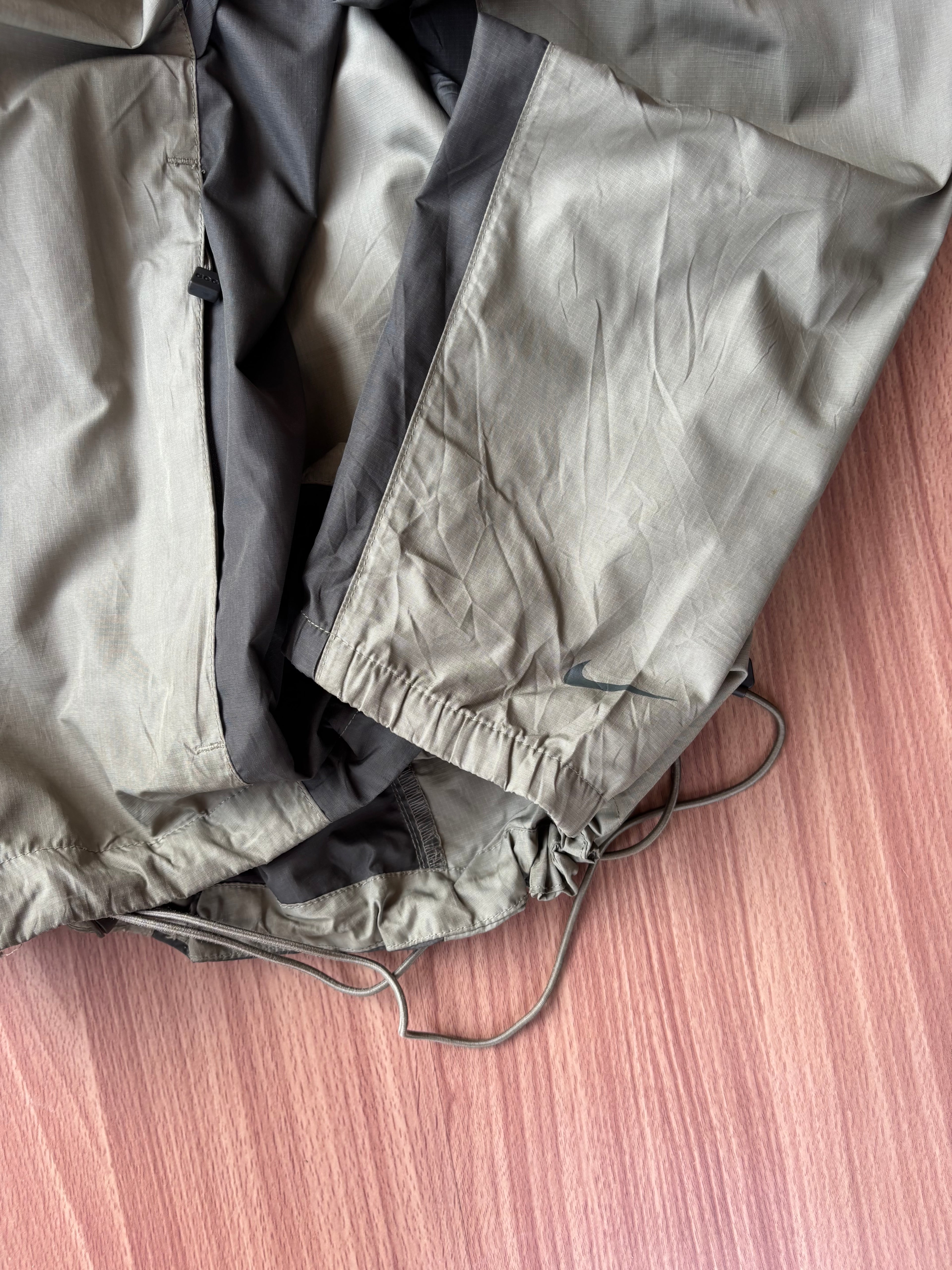 Nike ACG Shell