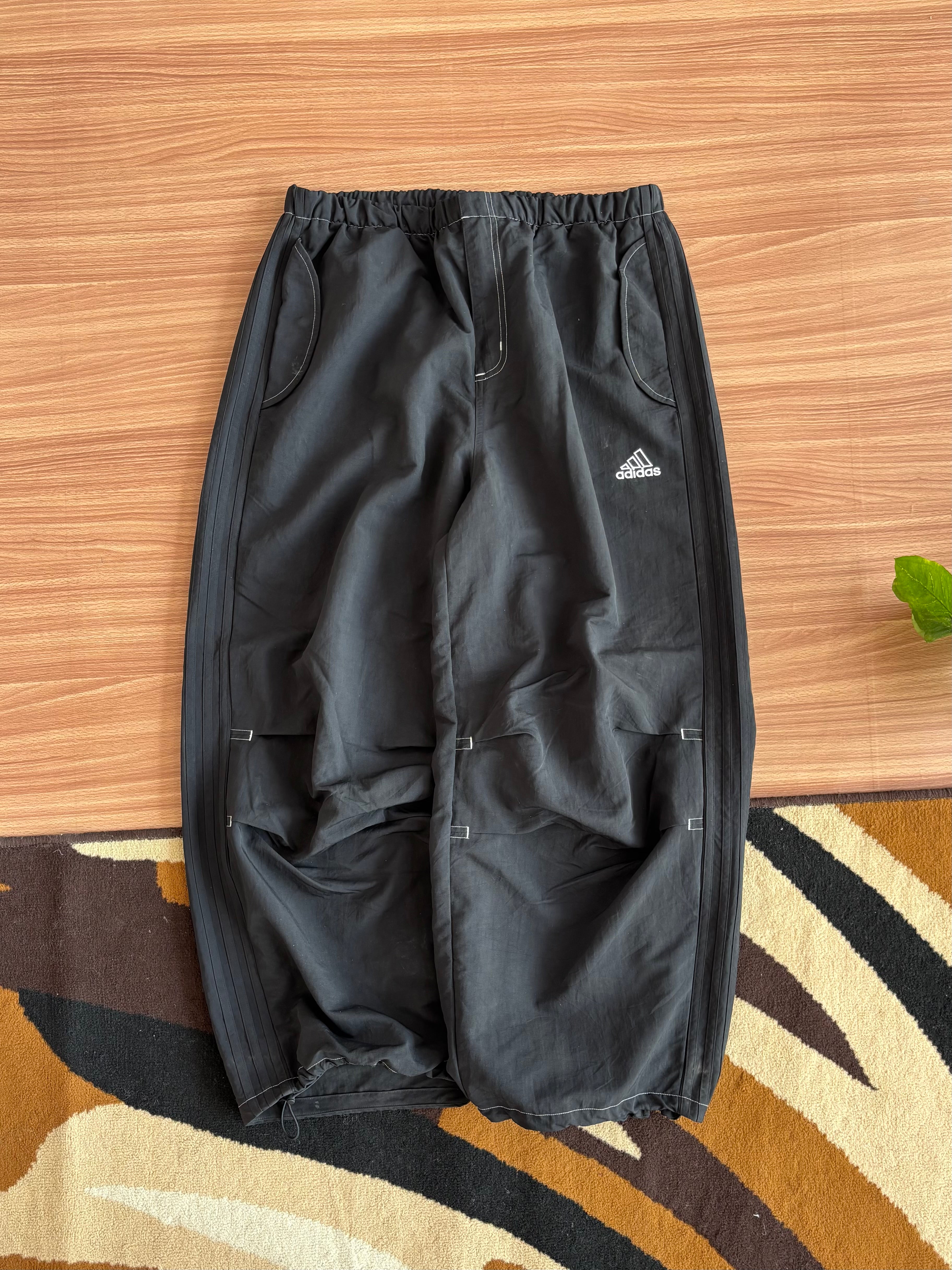 Adidas Baggiest trousers