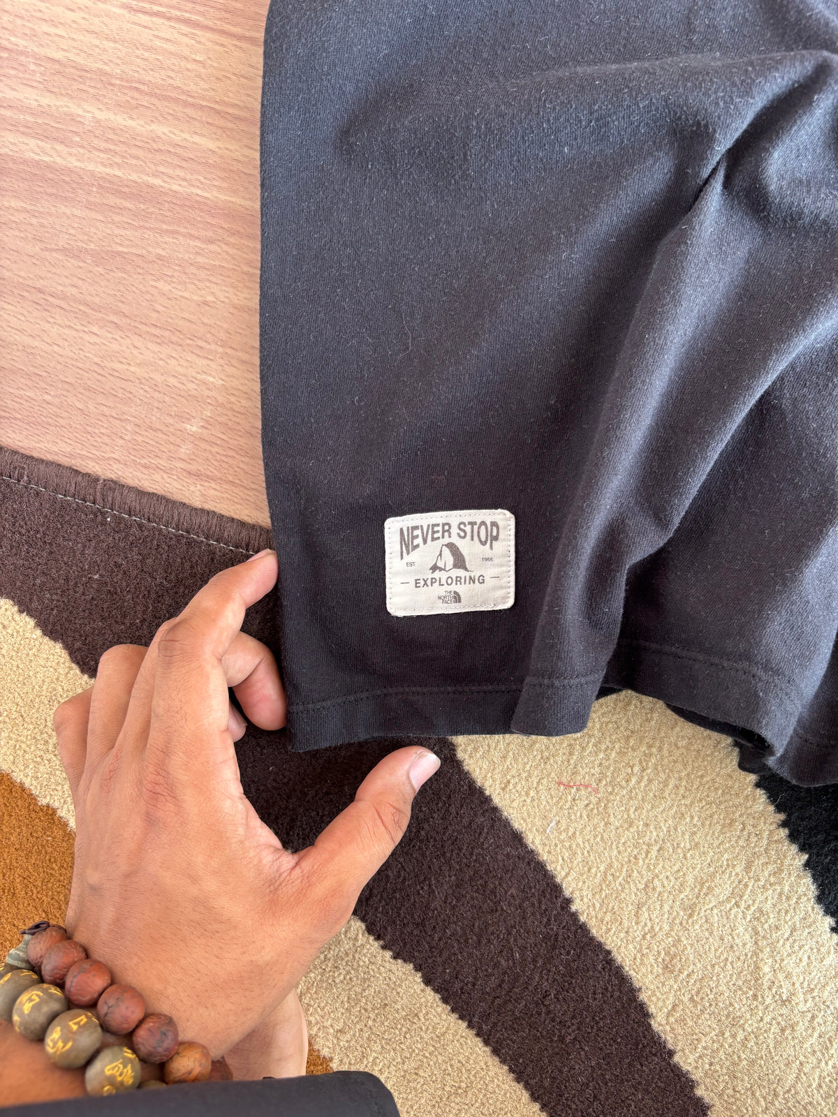 The North Face tee (S)