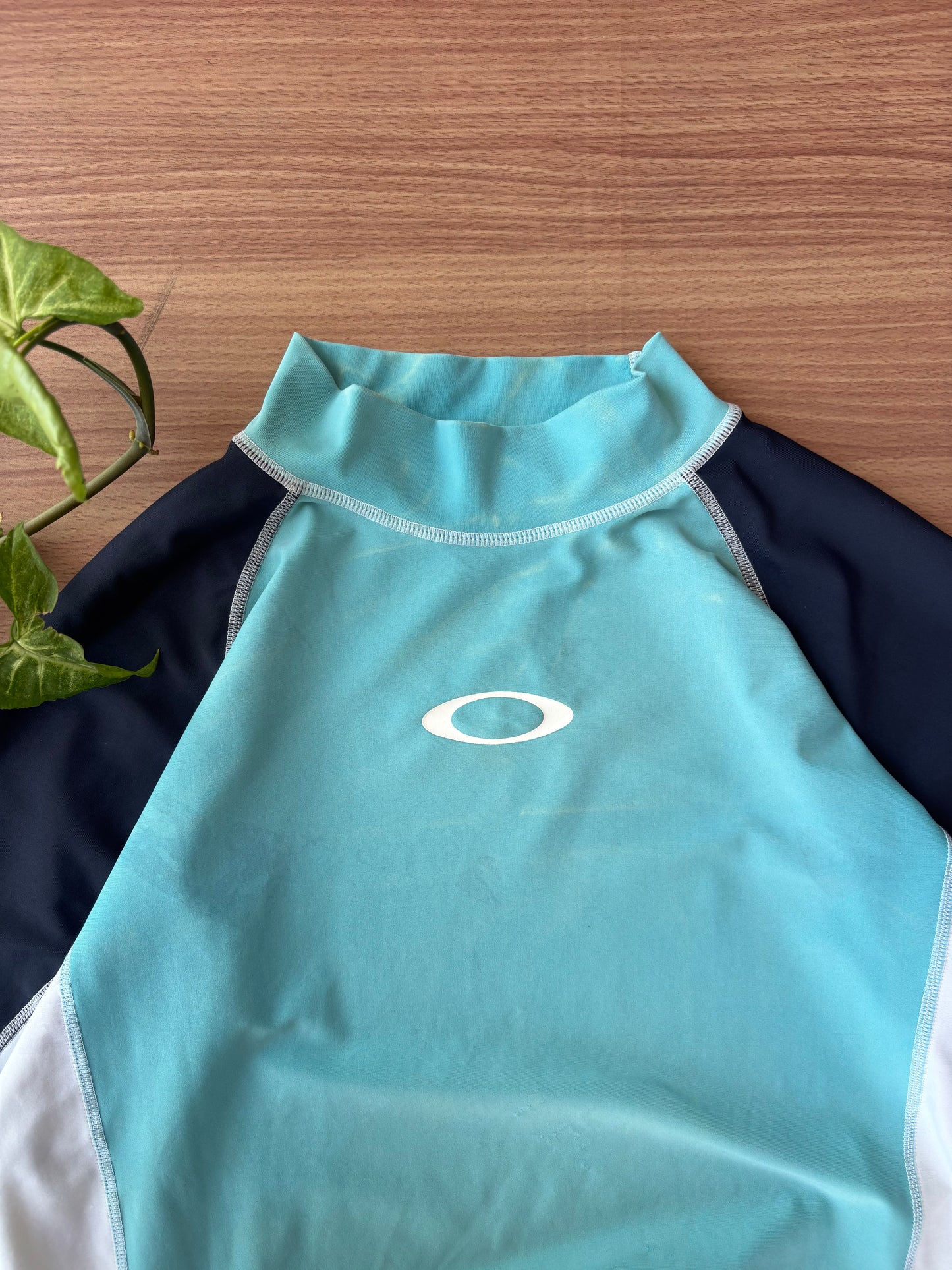 Oakley Surf Skin Rash Guard Blue