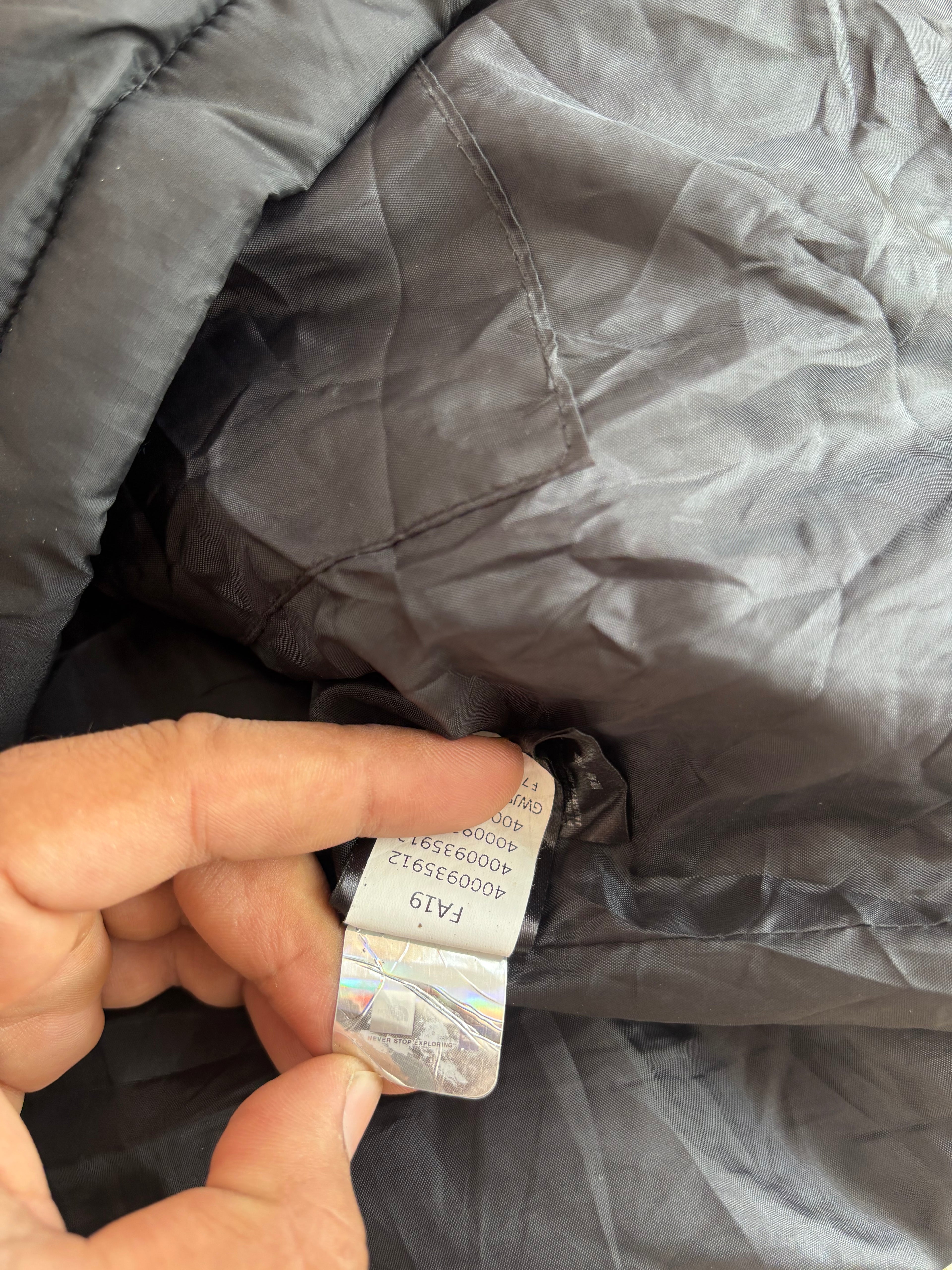 TNF 800 puffer vest
