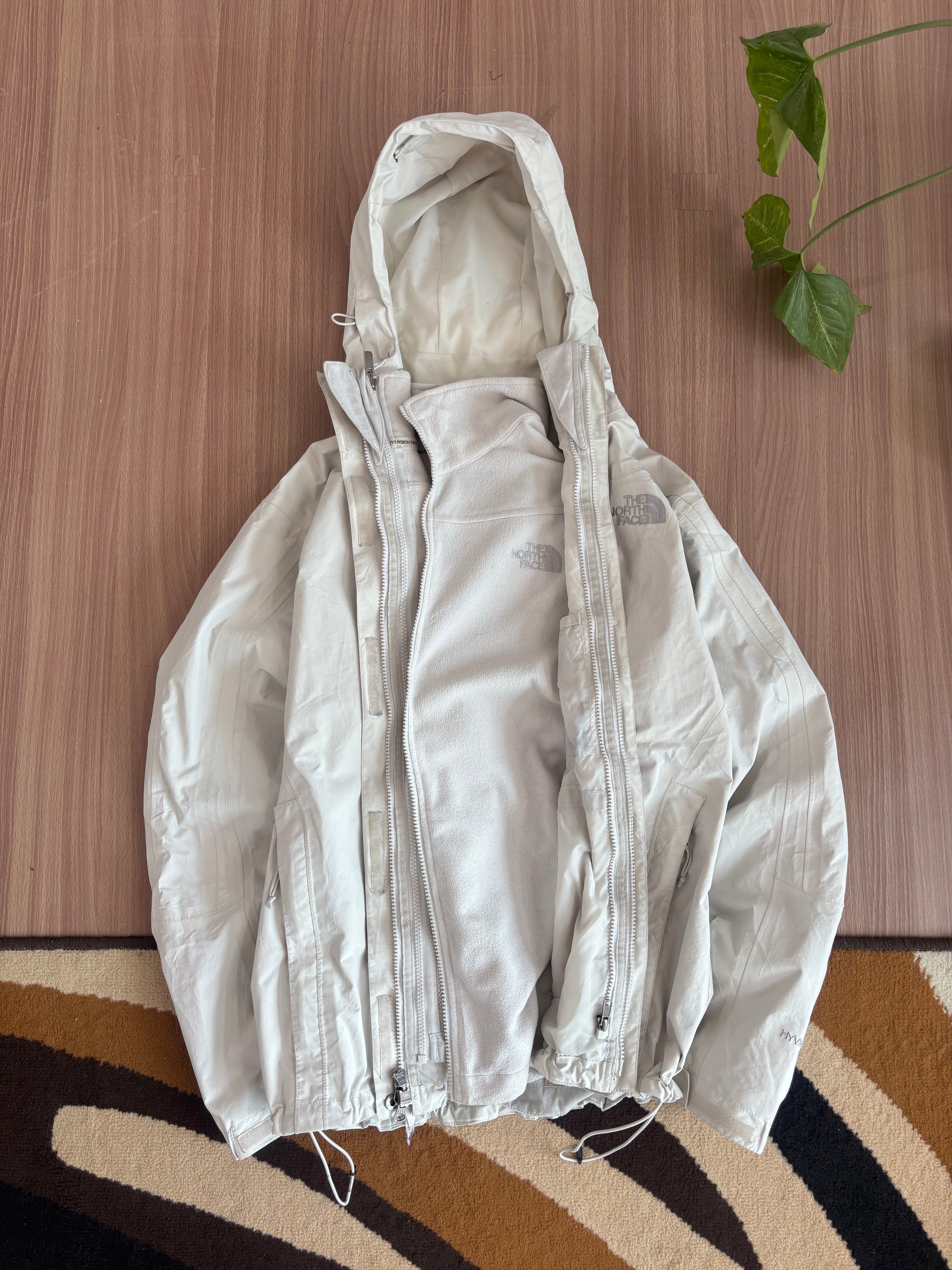 The North Face HyVent full gear