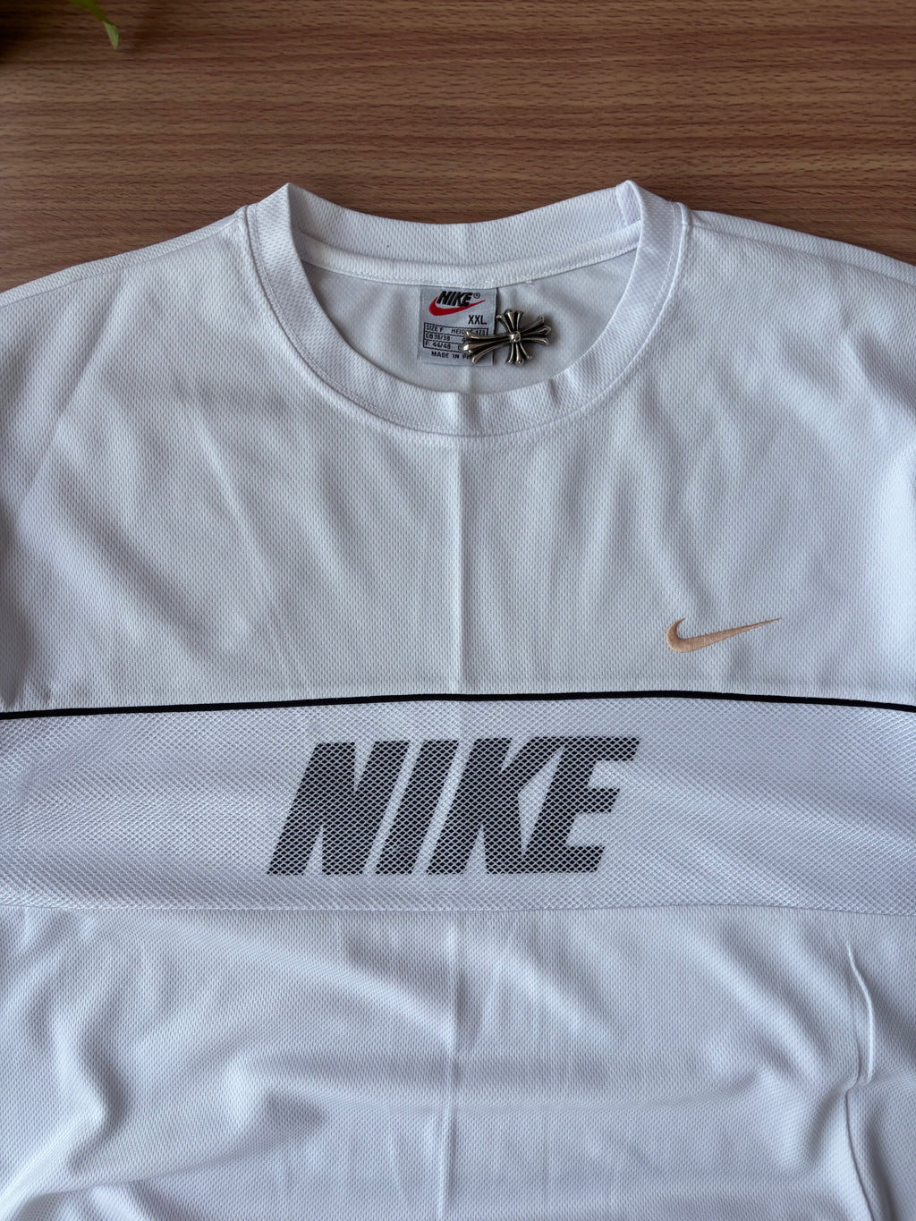 90’s Nike spellout tee