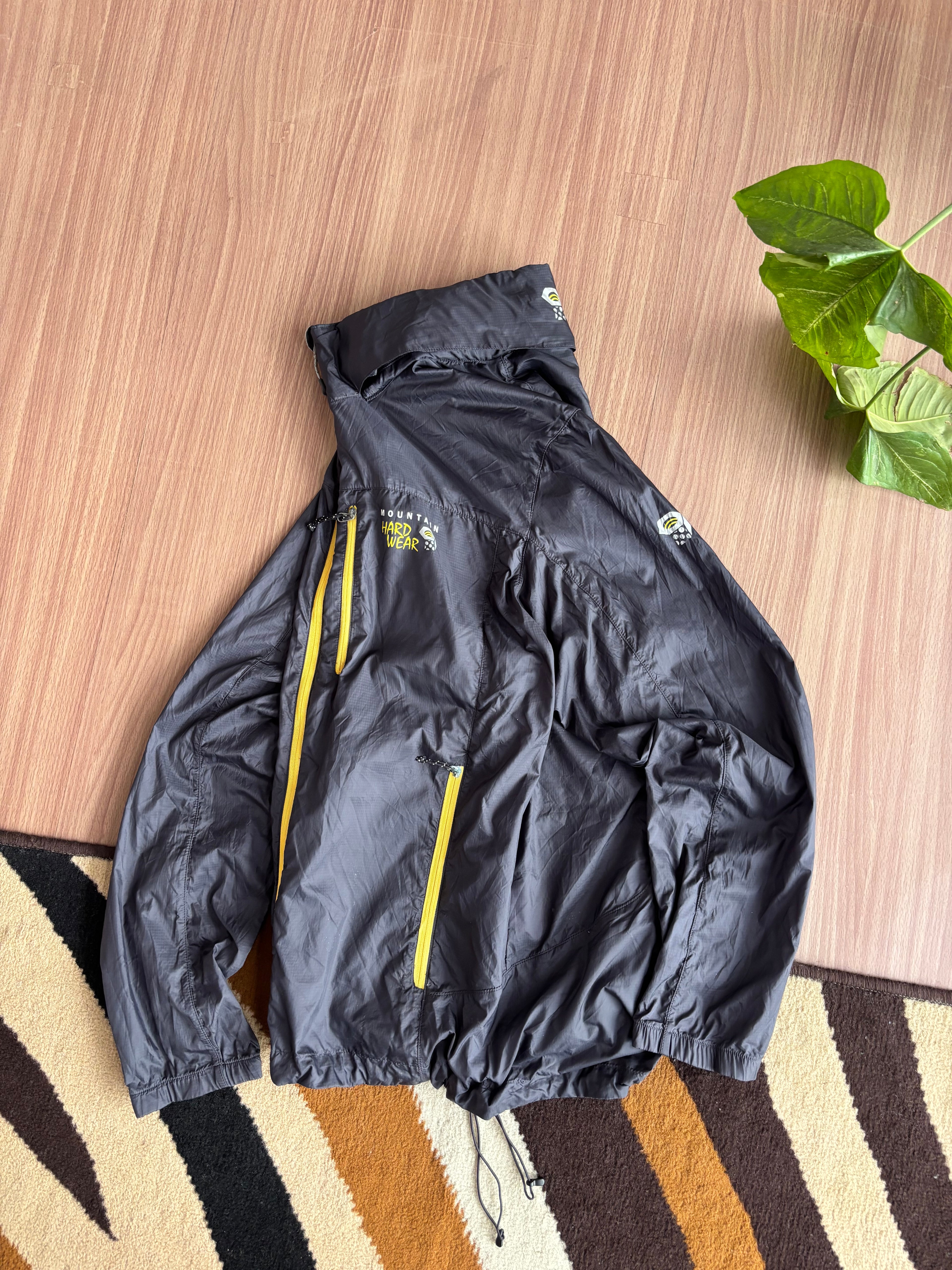 Mountain hardwear ultralight shell