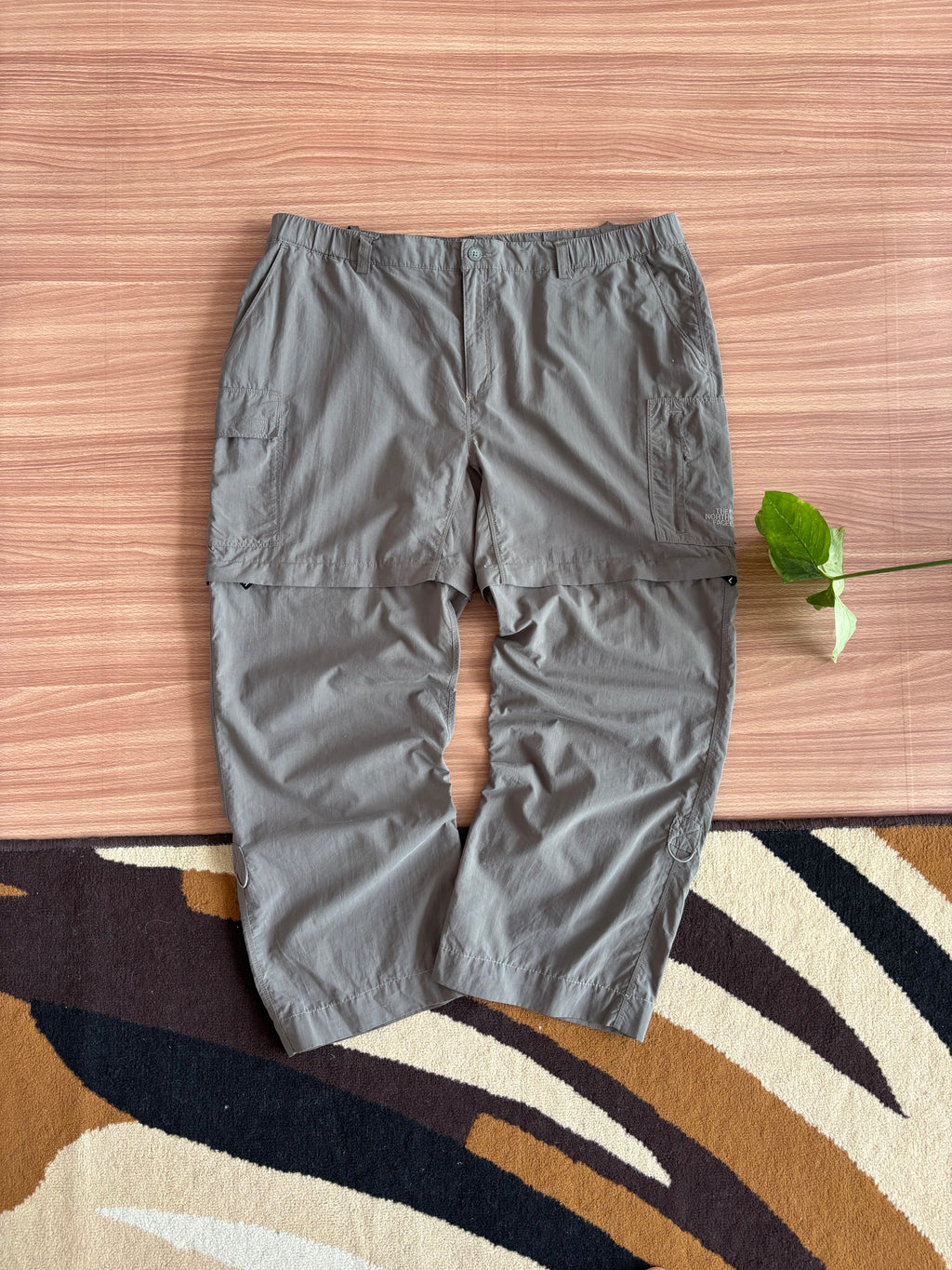 The North Face packable 3 way convertible LooseFit cargo