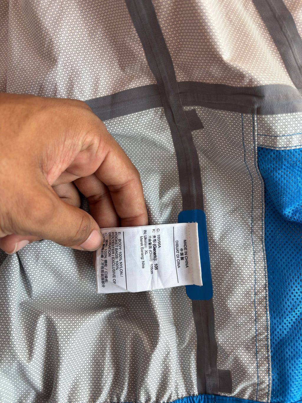 Nike ACG packable Colourblock shell (L)