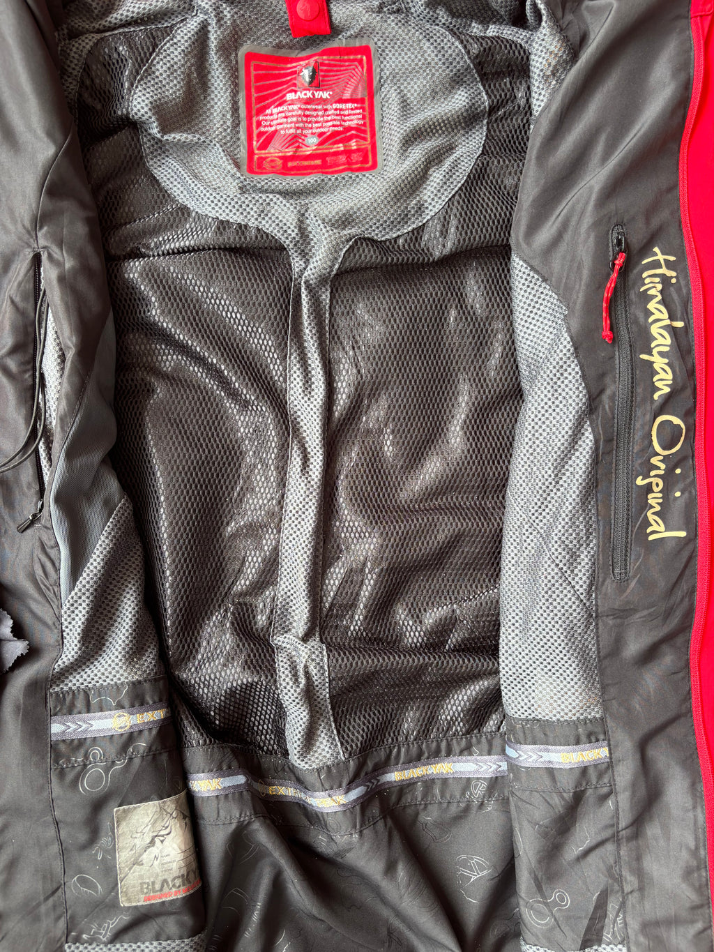 BlackYak extreme peak Goretex shell (L)