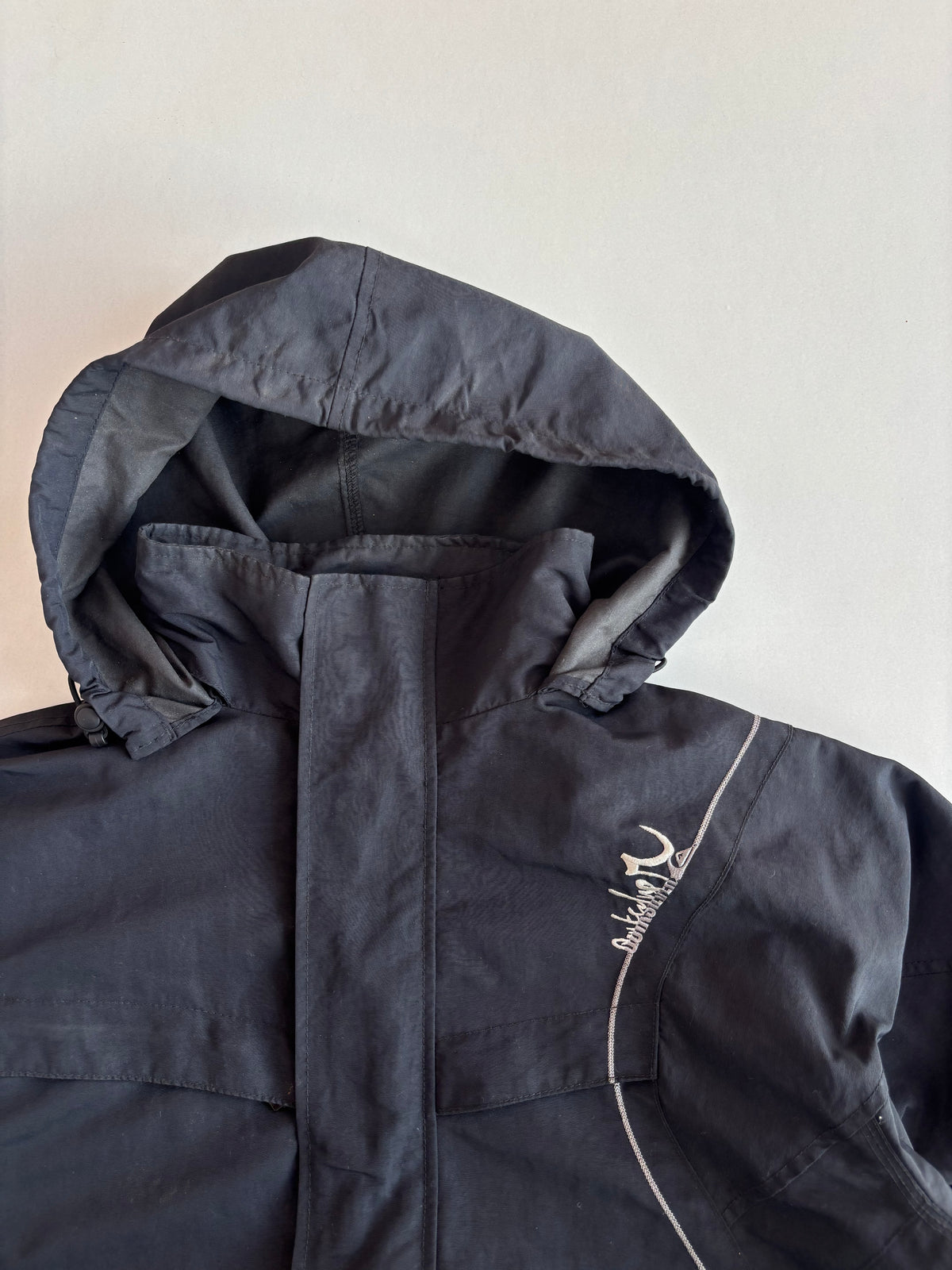 Quiksilver shell jacket (M)