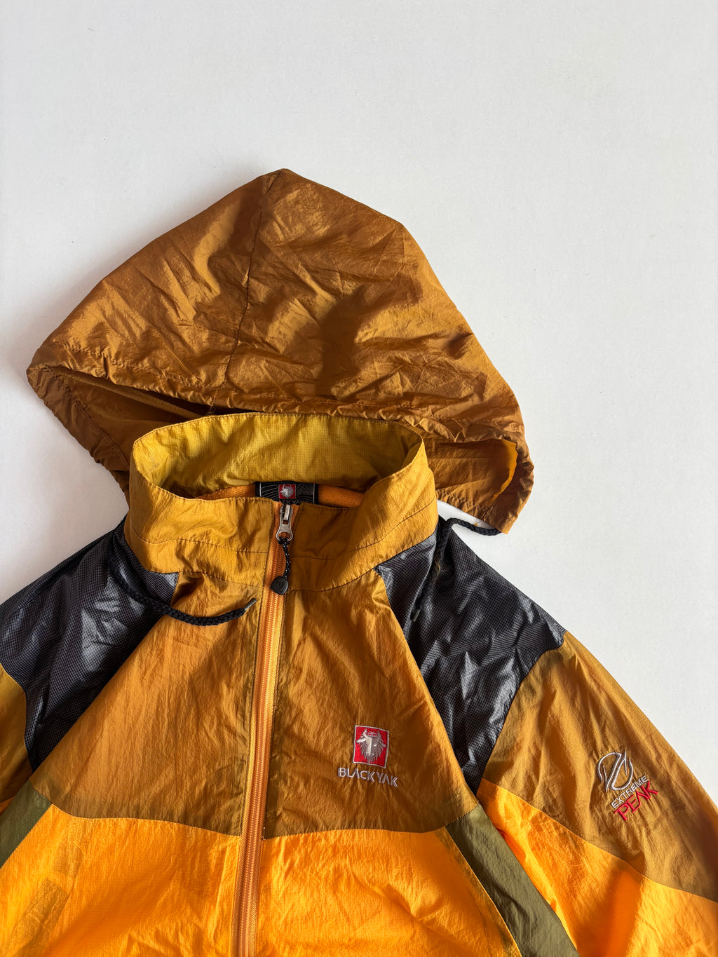 Blackyak extreme peak jacket (M)
