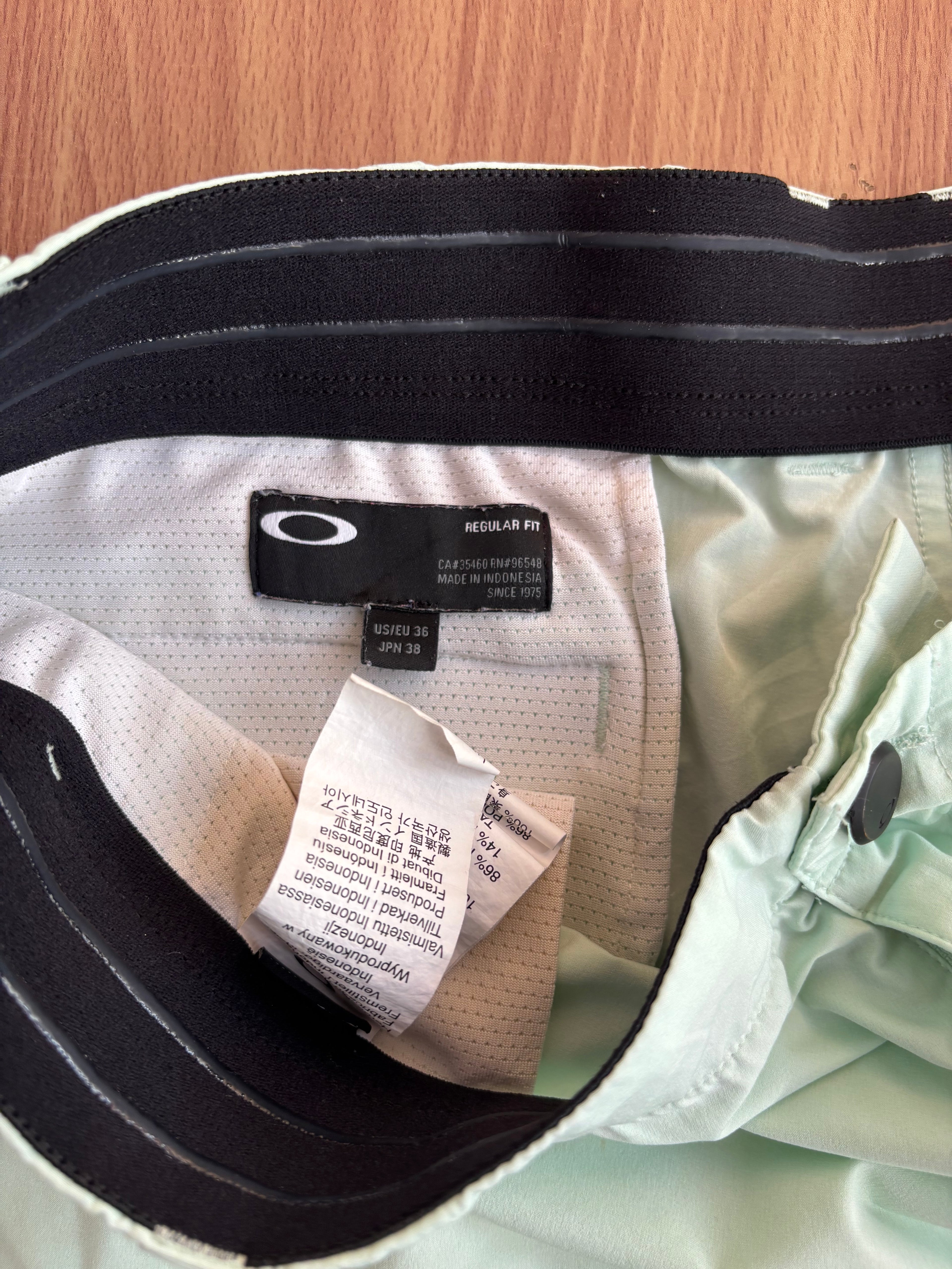 Oakley shorts (mint green)