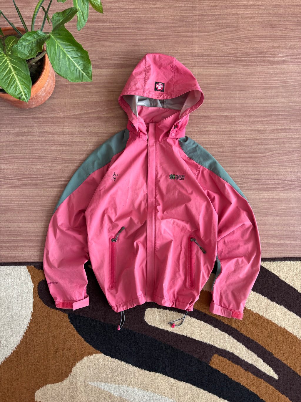 Kolon sports Gore windstopper shell (M)