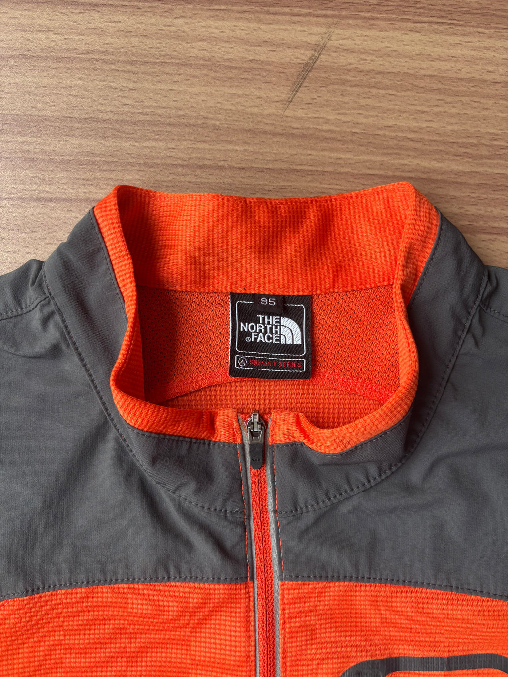 The North Face Summit series tee (S)