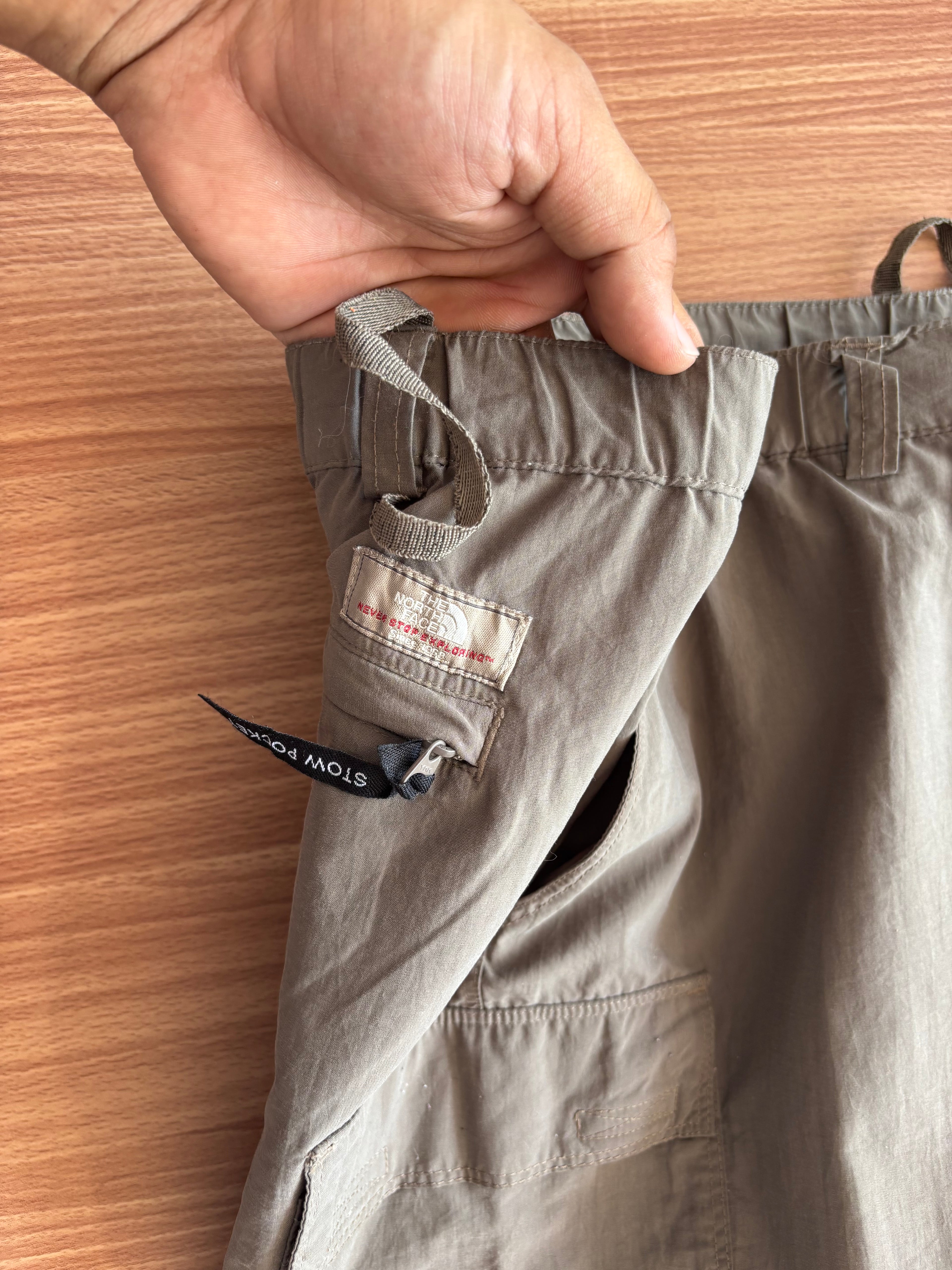 The North Face packable 3 way convertible LooseFit cargo