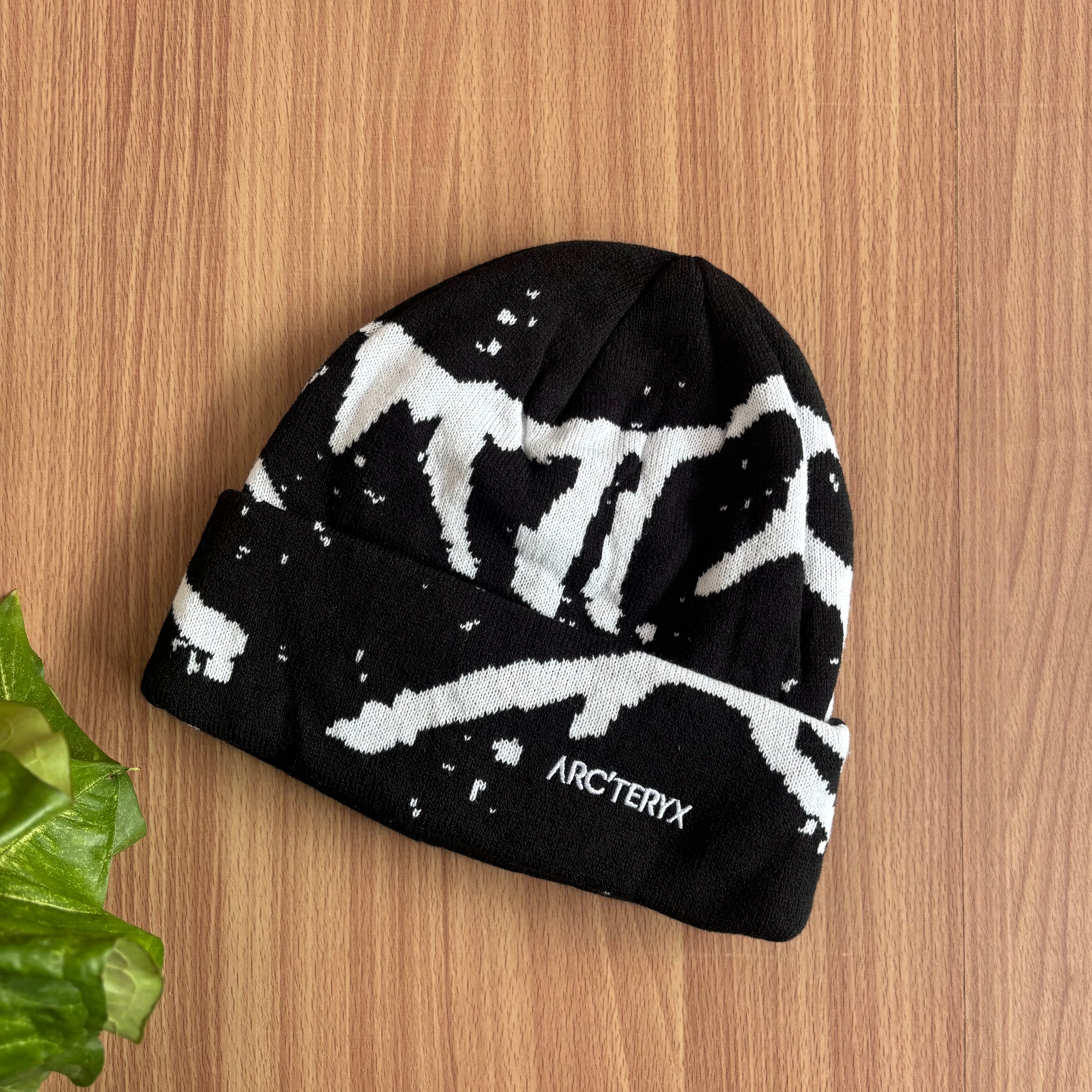 Arcteryx Grotto beanies