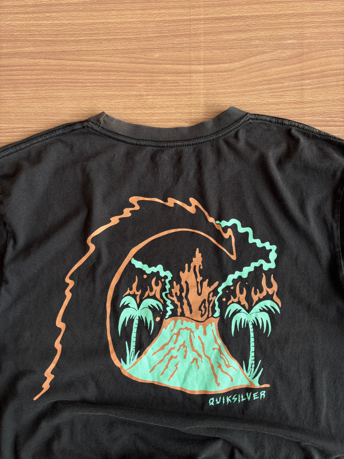 Quiksilver peaceful chaos tee (XL)