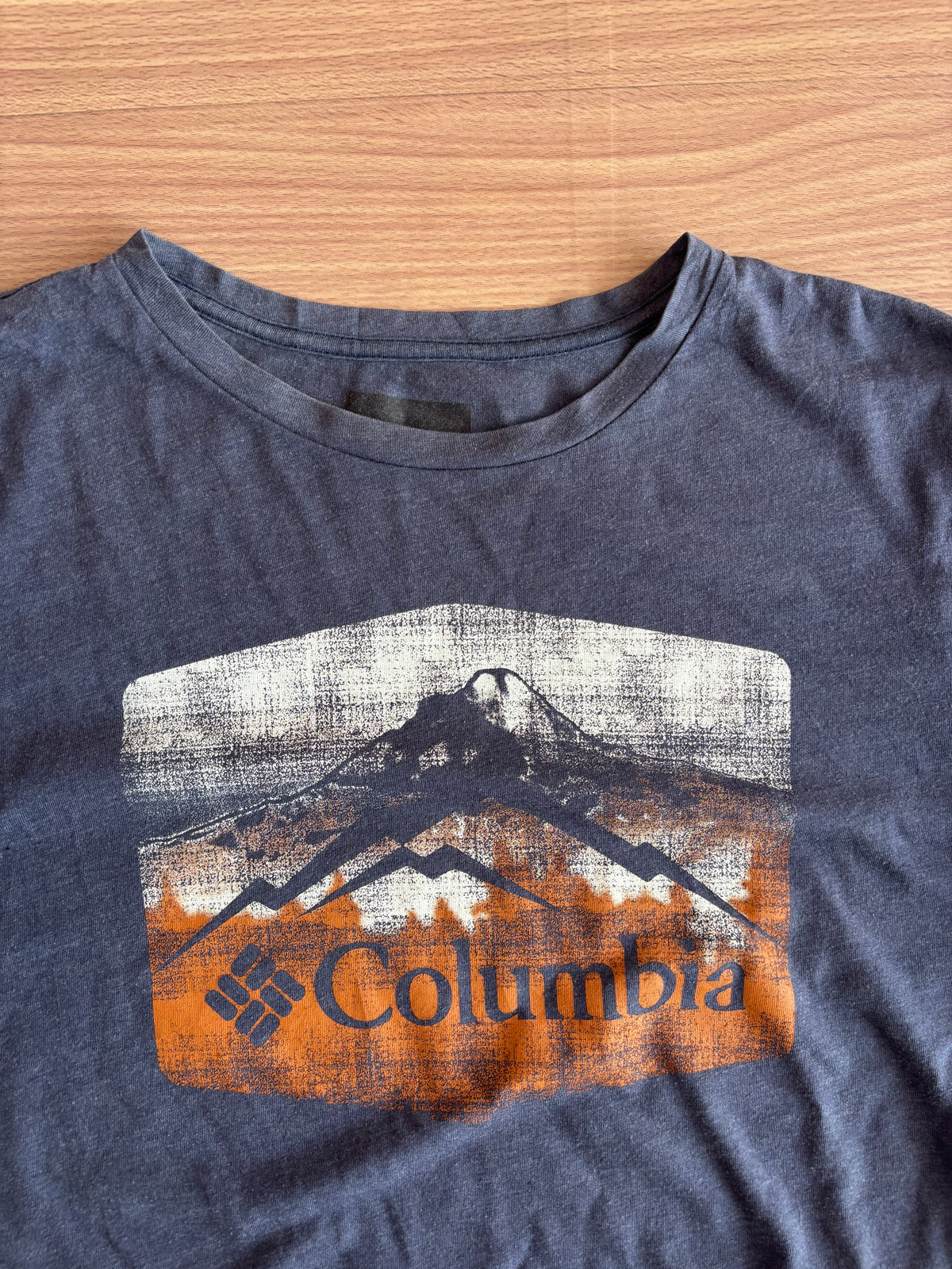 Columbia tee (M)