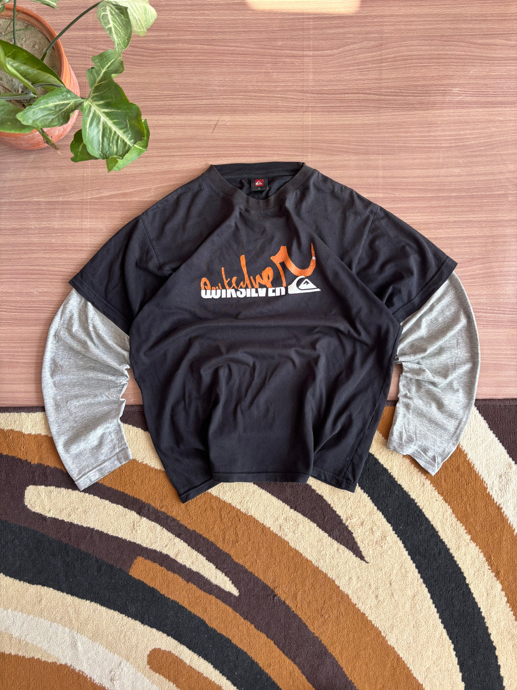 Quiksilver full sleeve tee