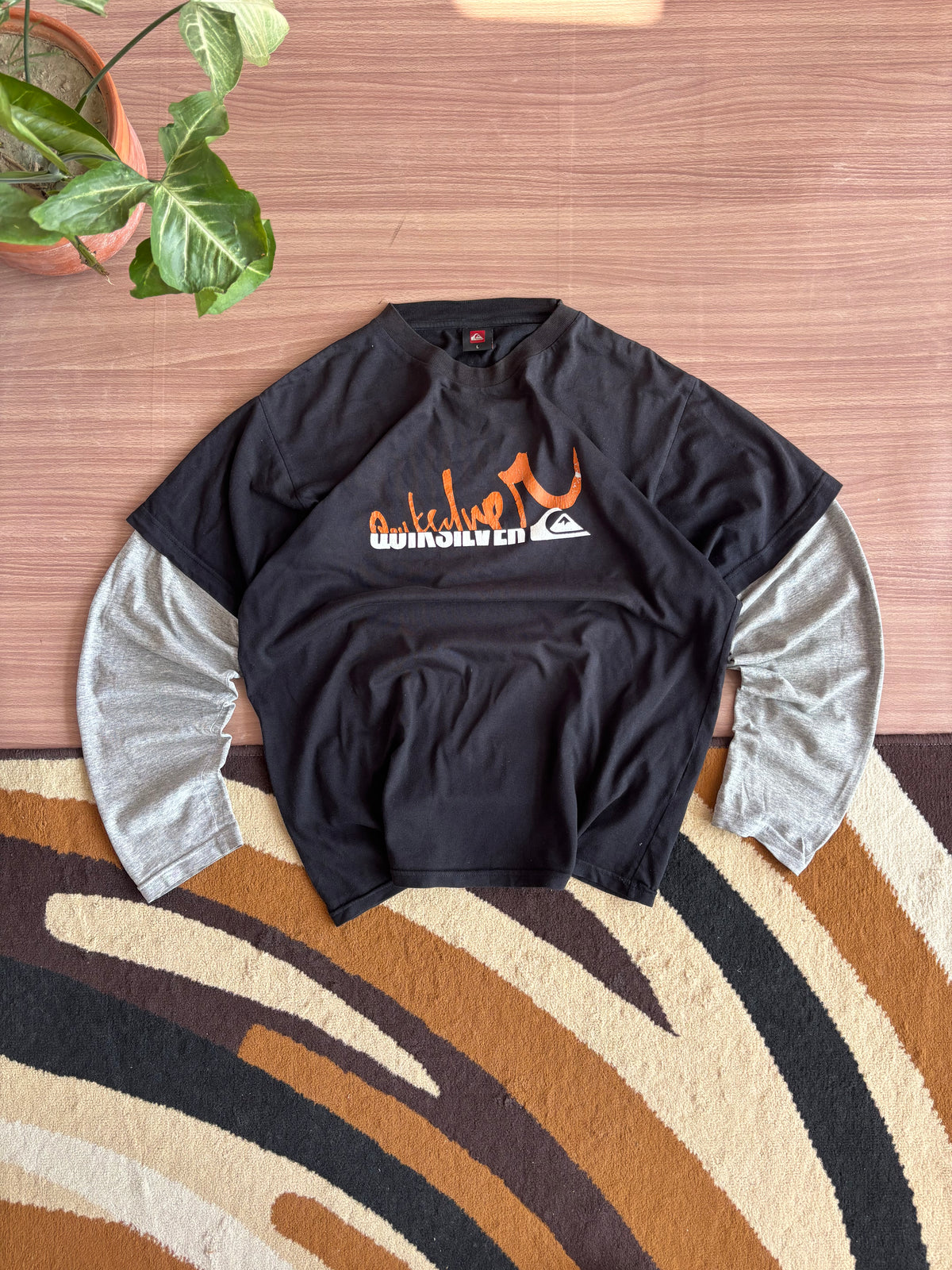 Quiksilver full sleeve tee