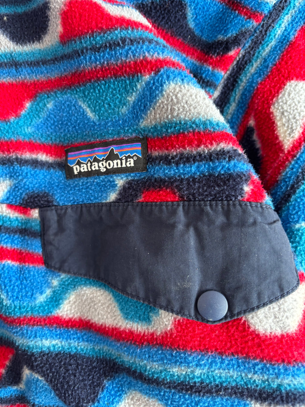 Patagonia Blue Delta Waves synchilla fleece (S)