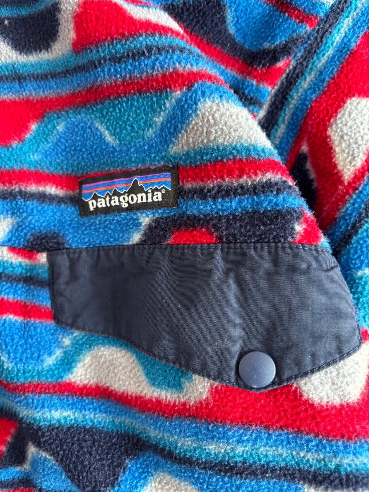 Patagonia Blue Delta Waves synchilla fleece (S)
